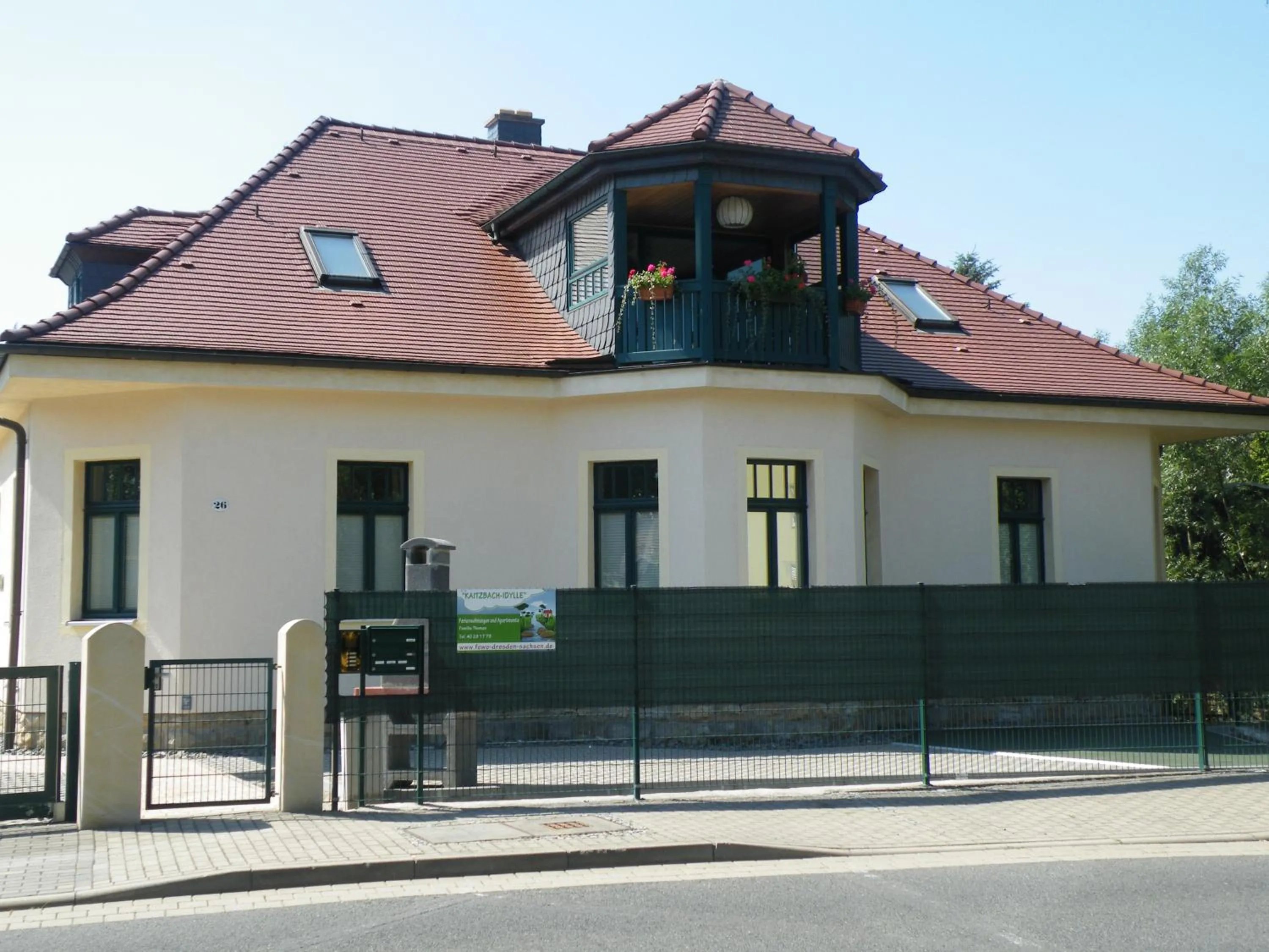 Property building in Kaitzbach-Idylle