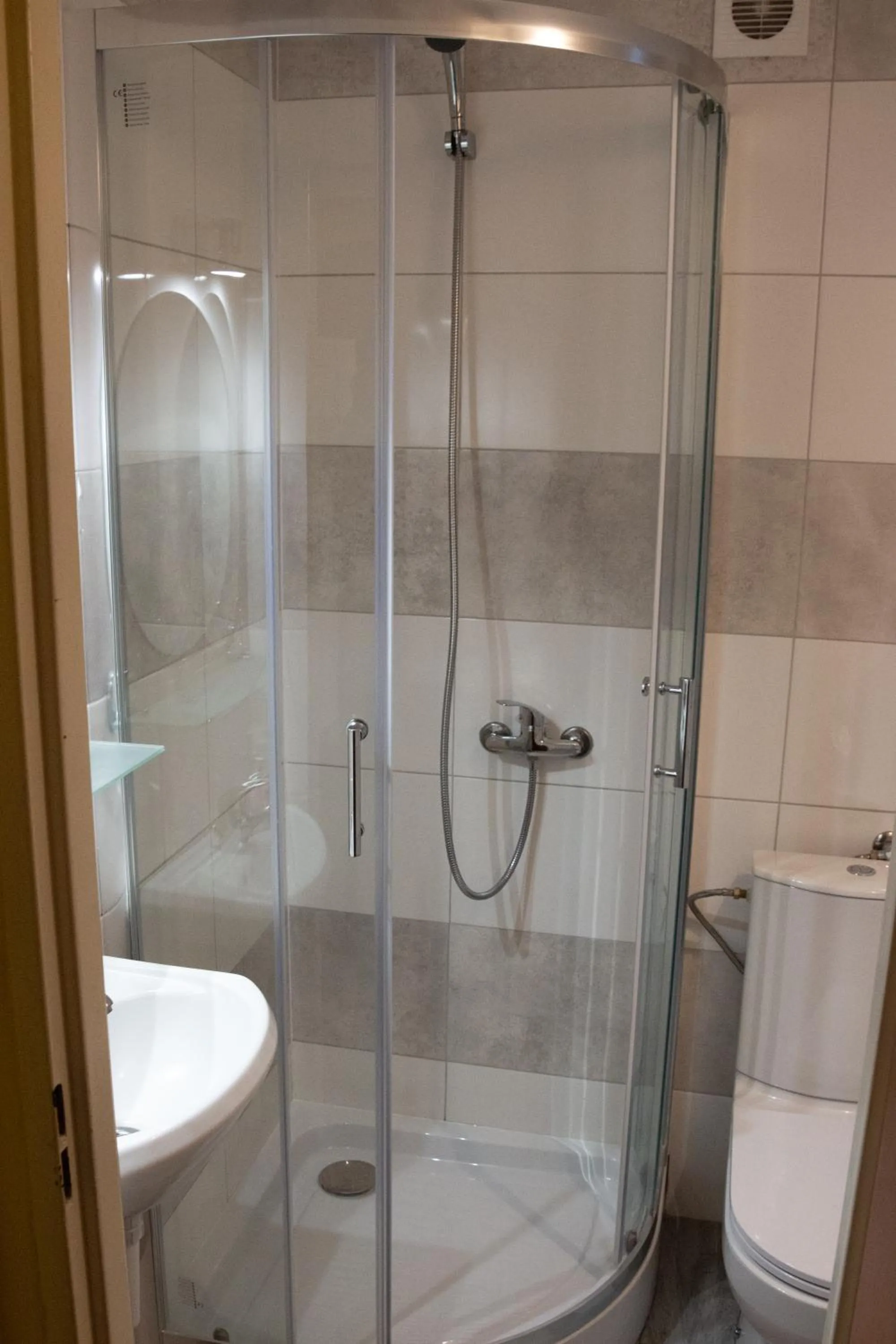 Bathroom in OW Patryn