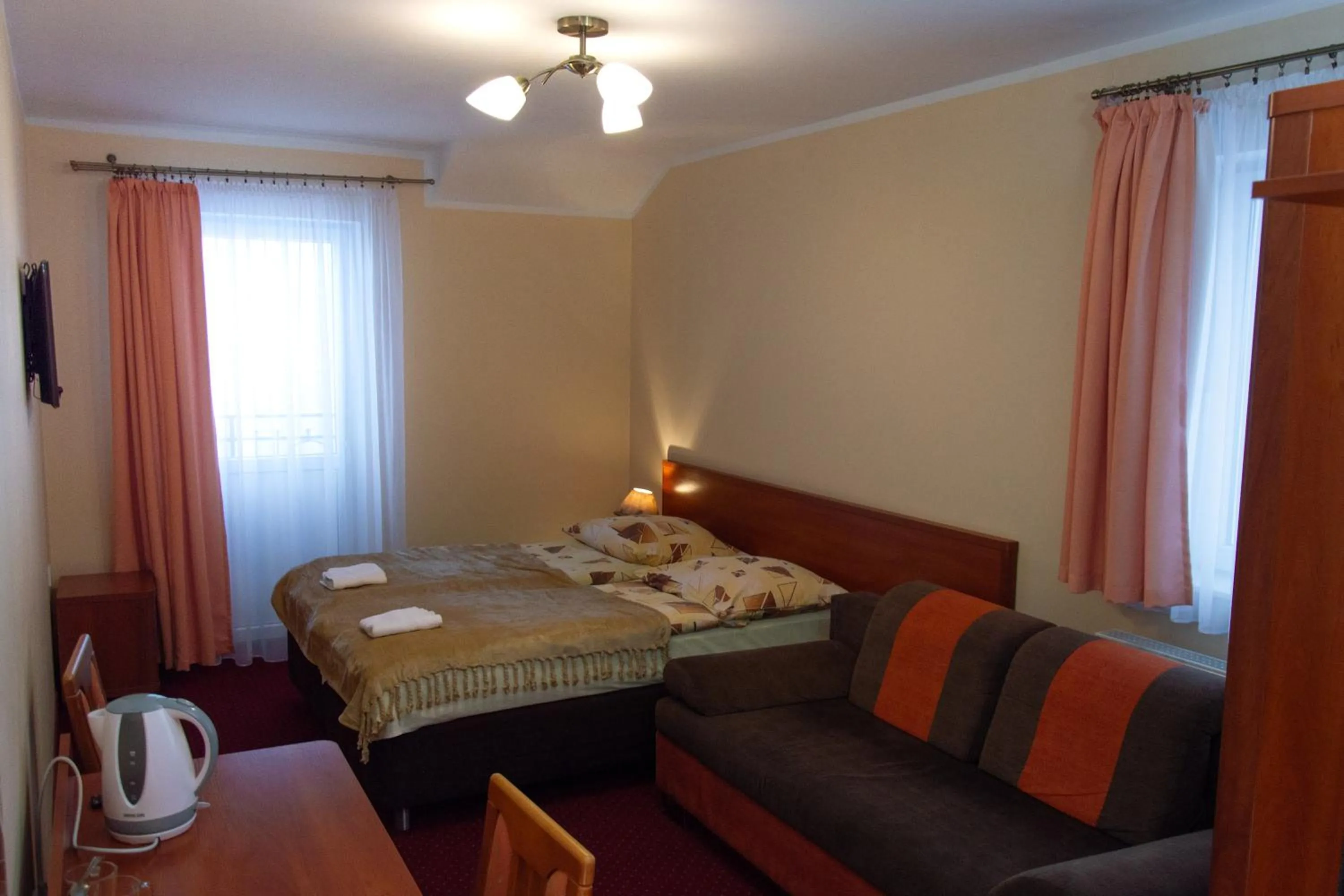 Bedroom, Bed in OW Patryn