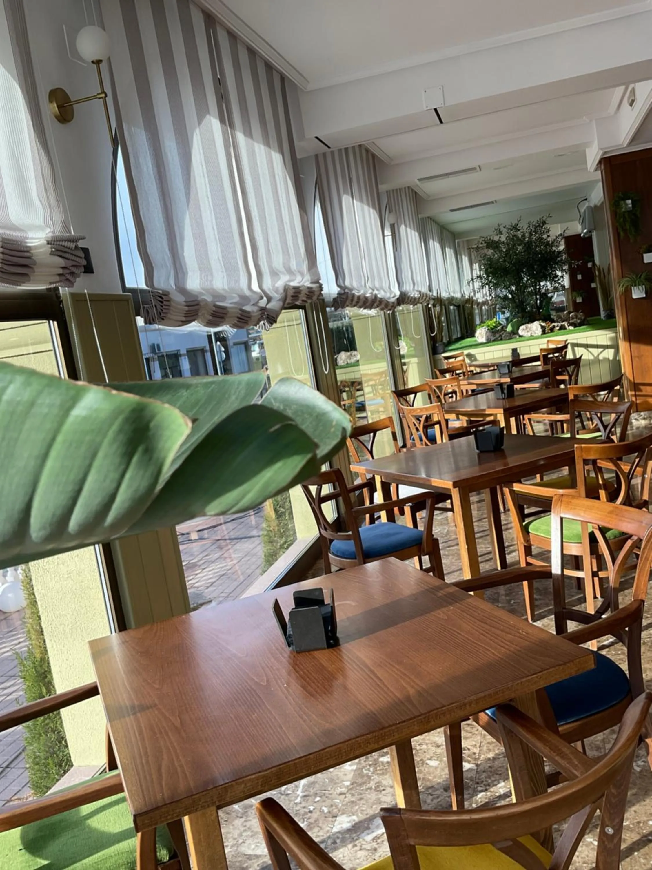 Restaurant/places to eat in Hotel Castilla Torrijos