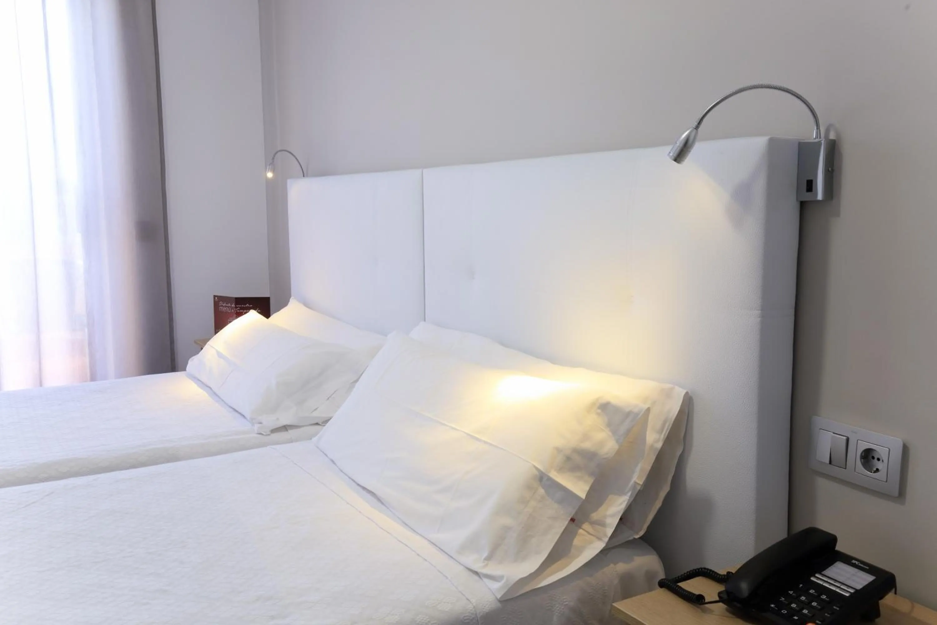 Bed in Hotel Castilla Torrijos