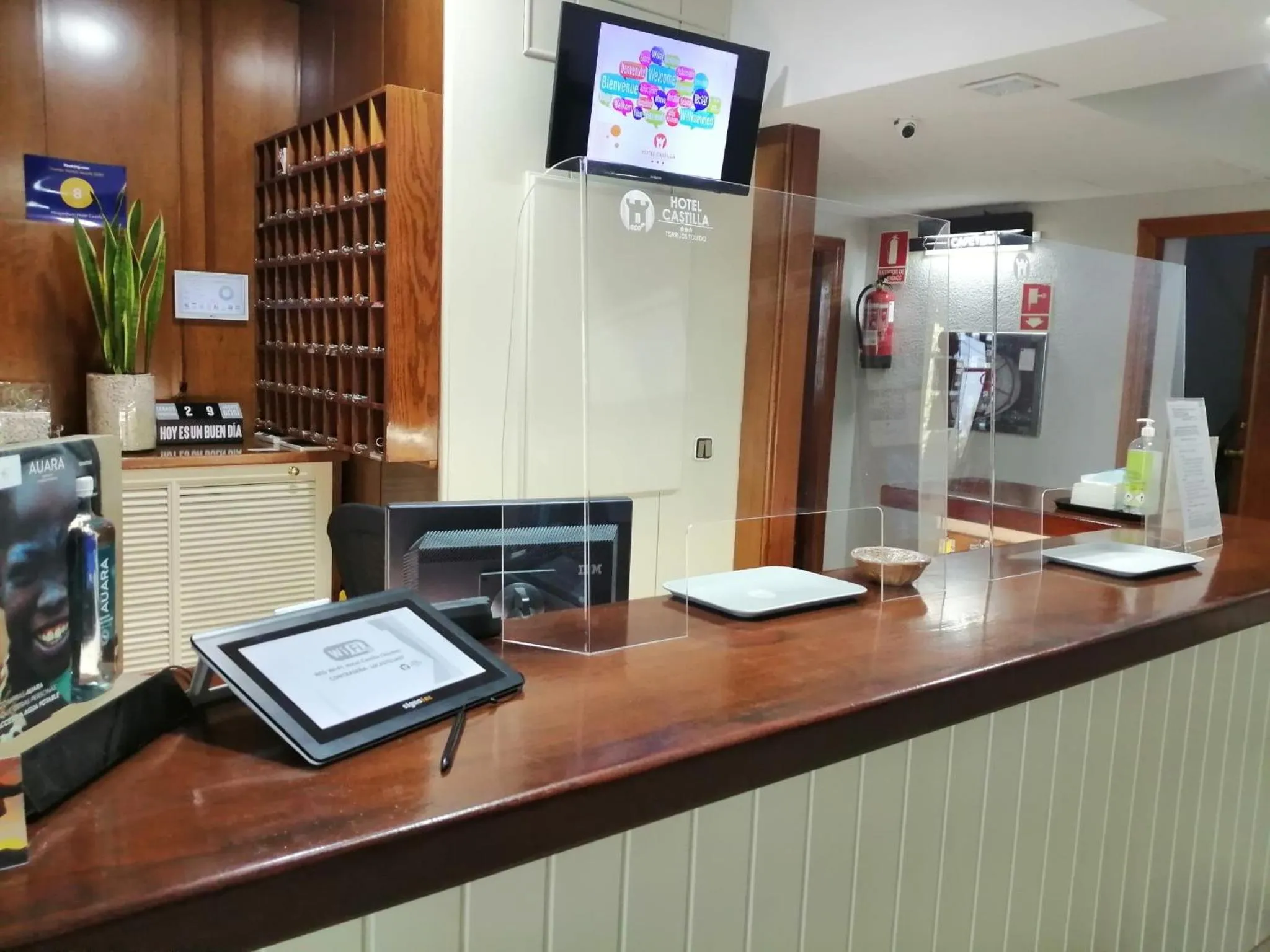 Lobby or reception in Hotel Castilla Torrijos