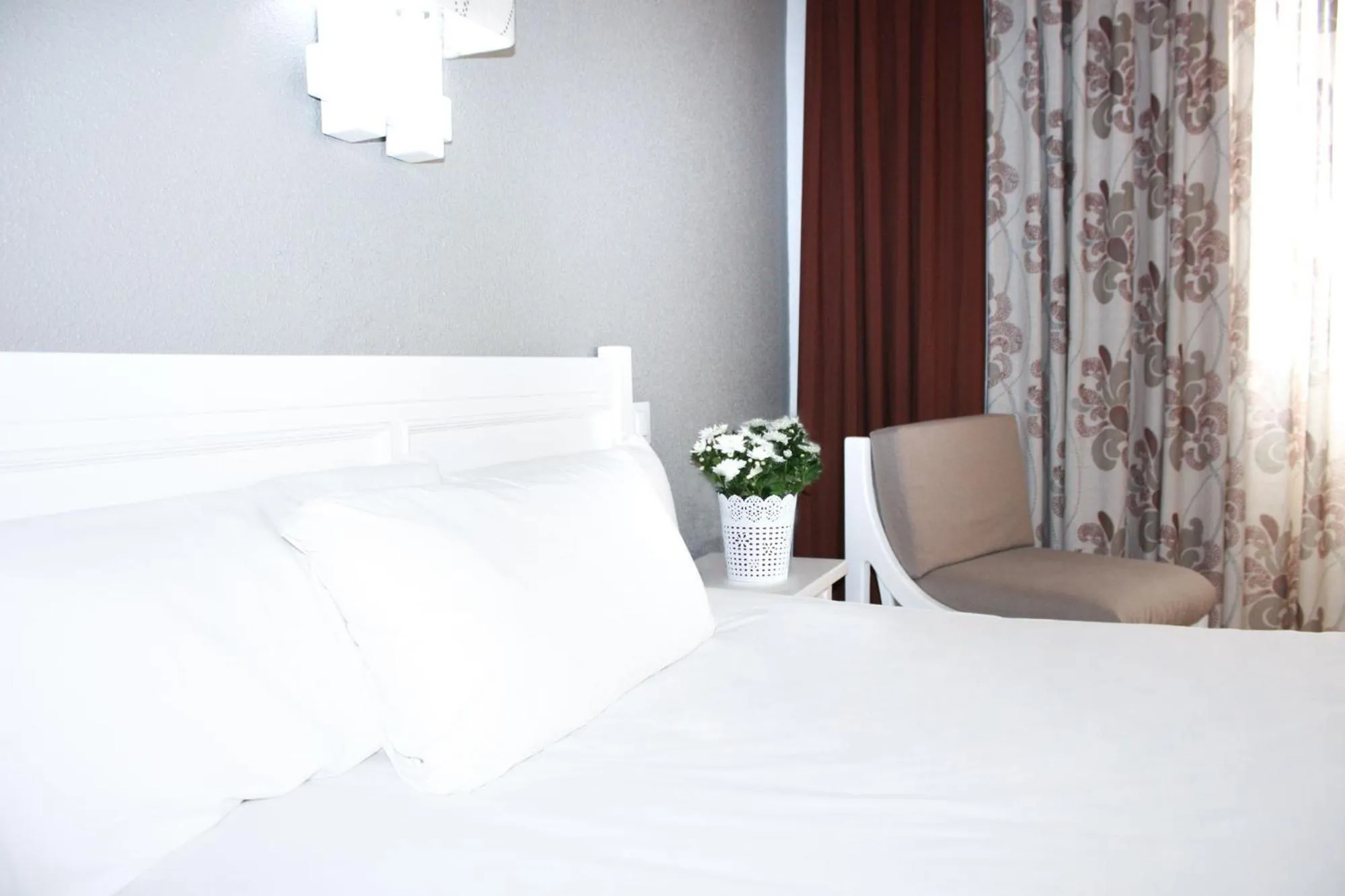 Bed in Hotel Castilla Torrijos