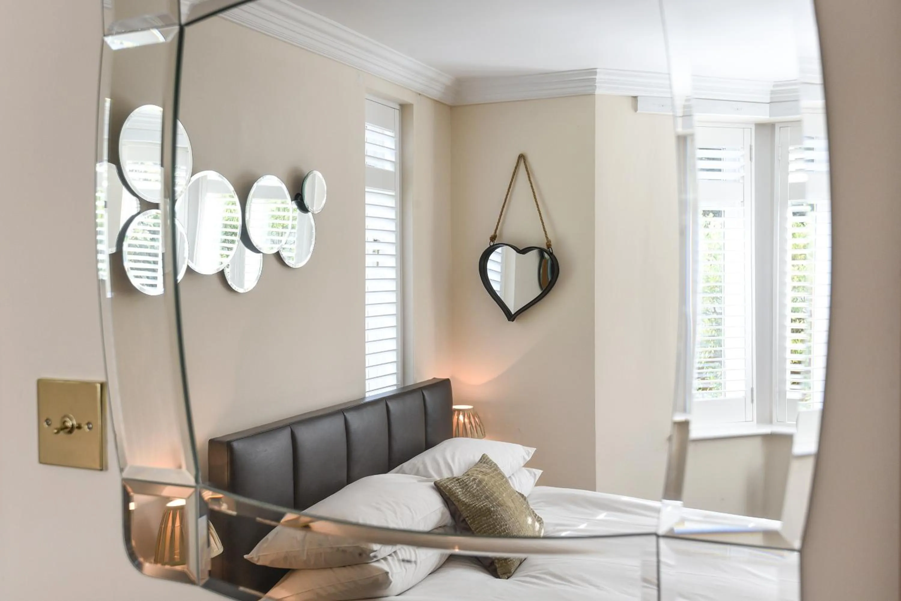 Bed in Tilehouse lodge