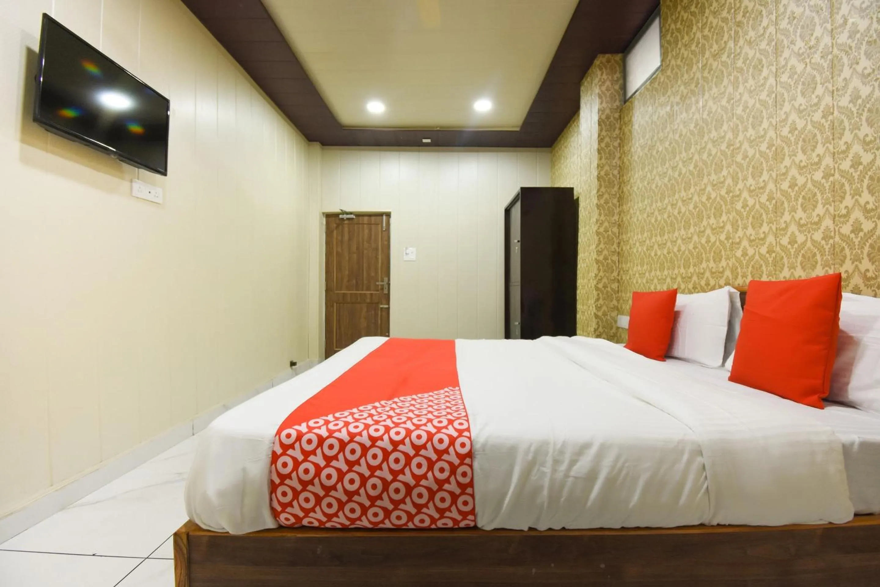 Bedroom, Bed in Hotel O New Delhi