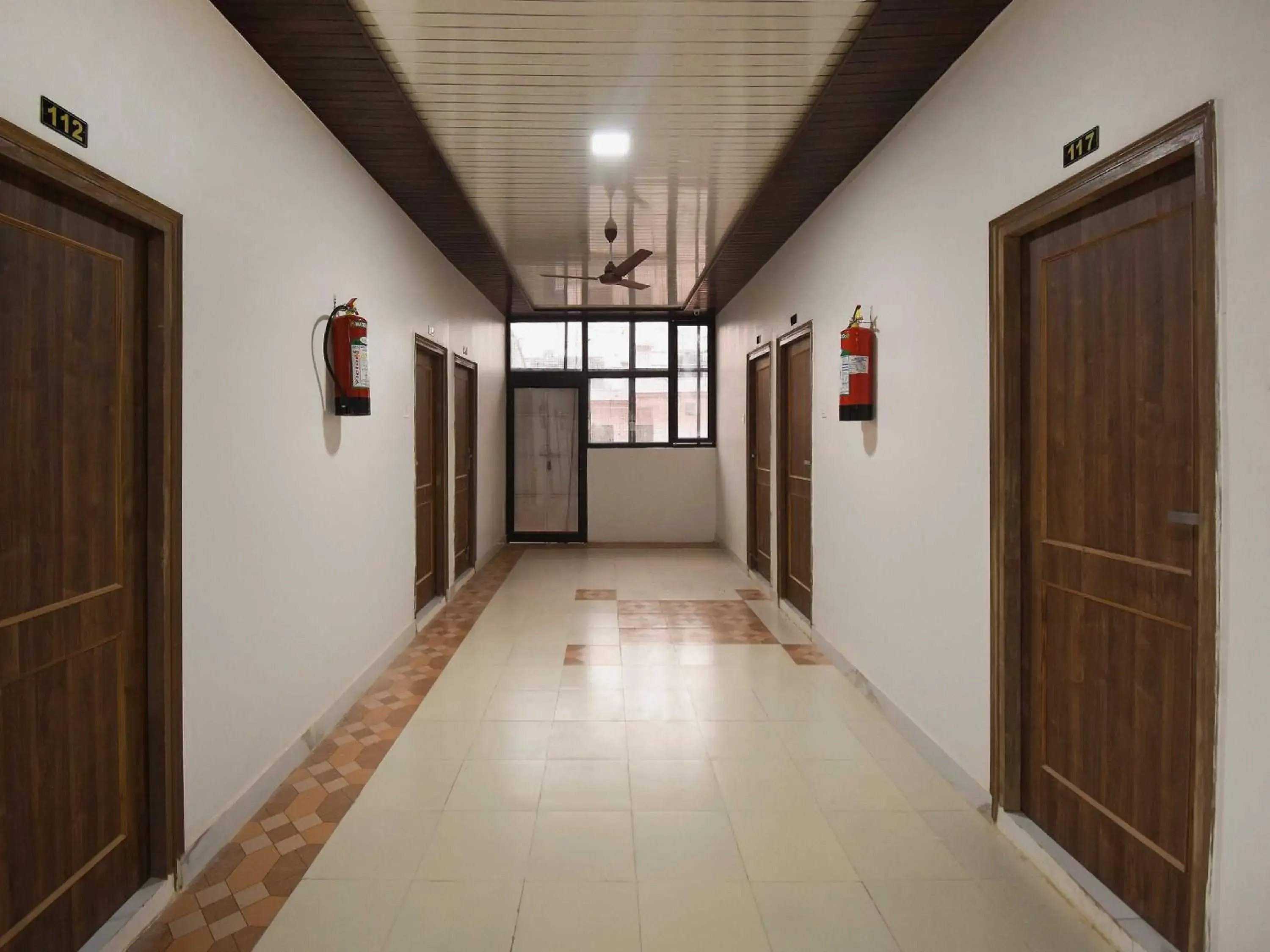 Bedroom in Hotel O New Delhi Bedroom in Hotel O New Delhi