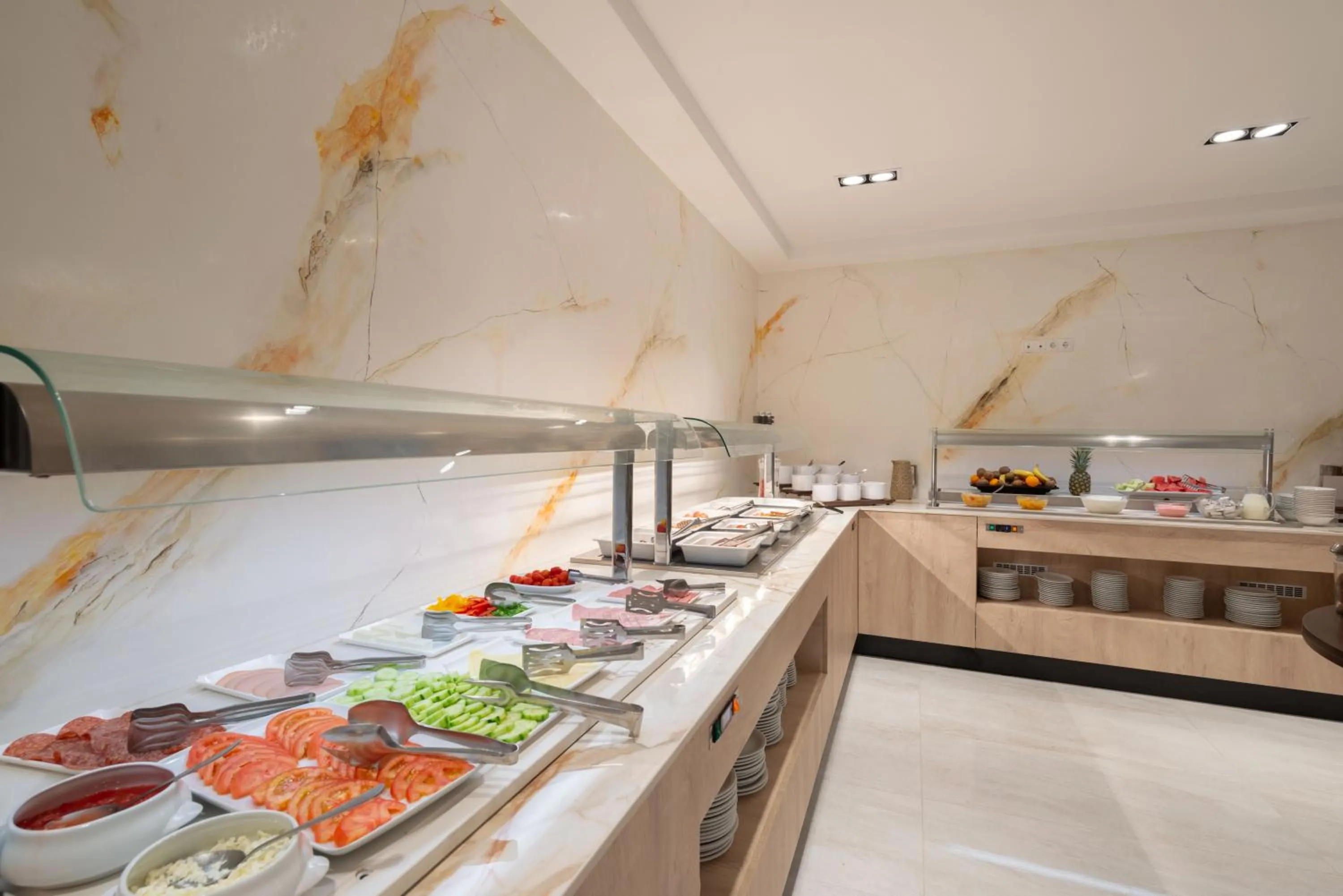 Breakfast in Summer Dream