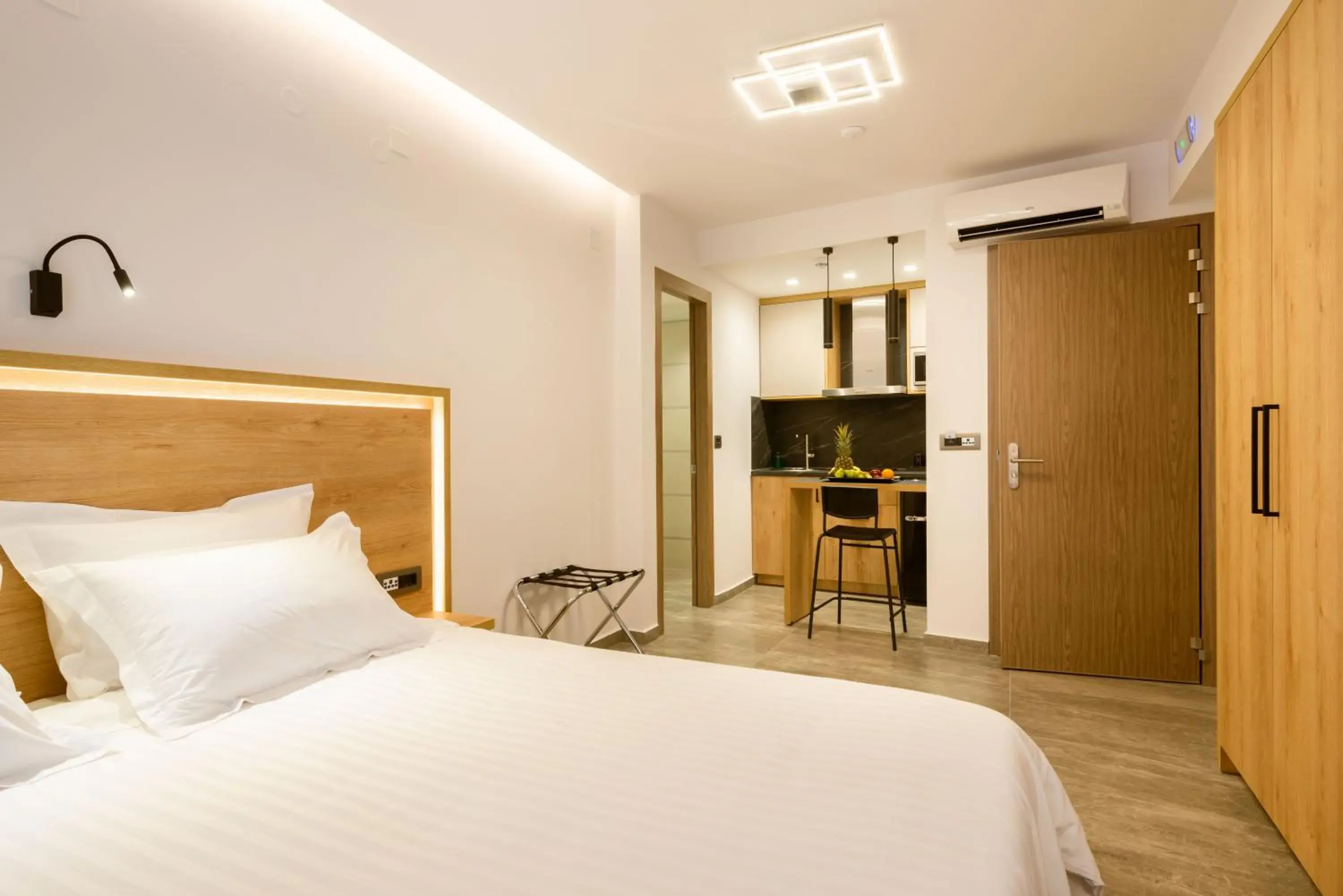 Bed in Summer Dream Bed in Summer Dream