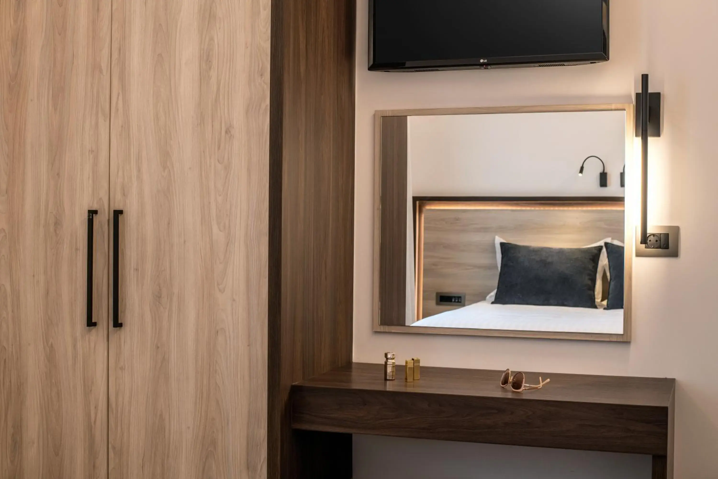 Bedroom in Summer Dream Bedroom in Summer Dream