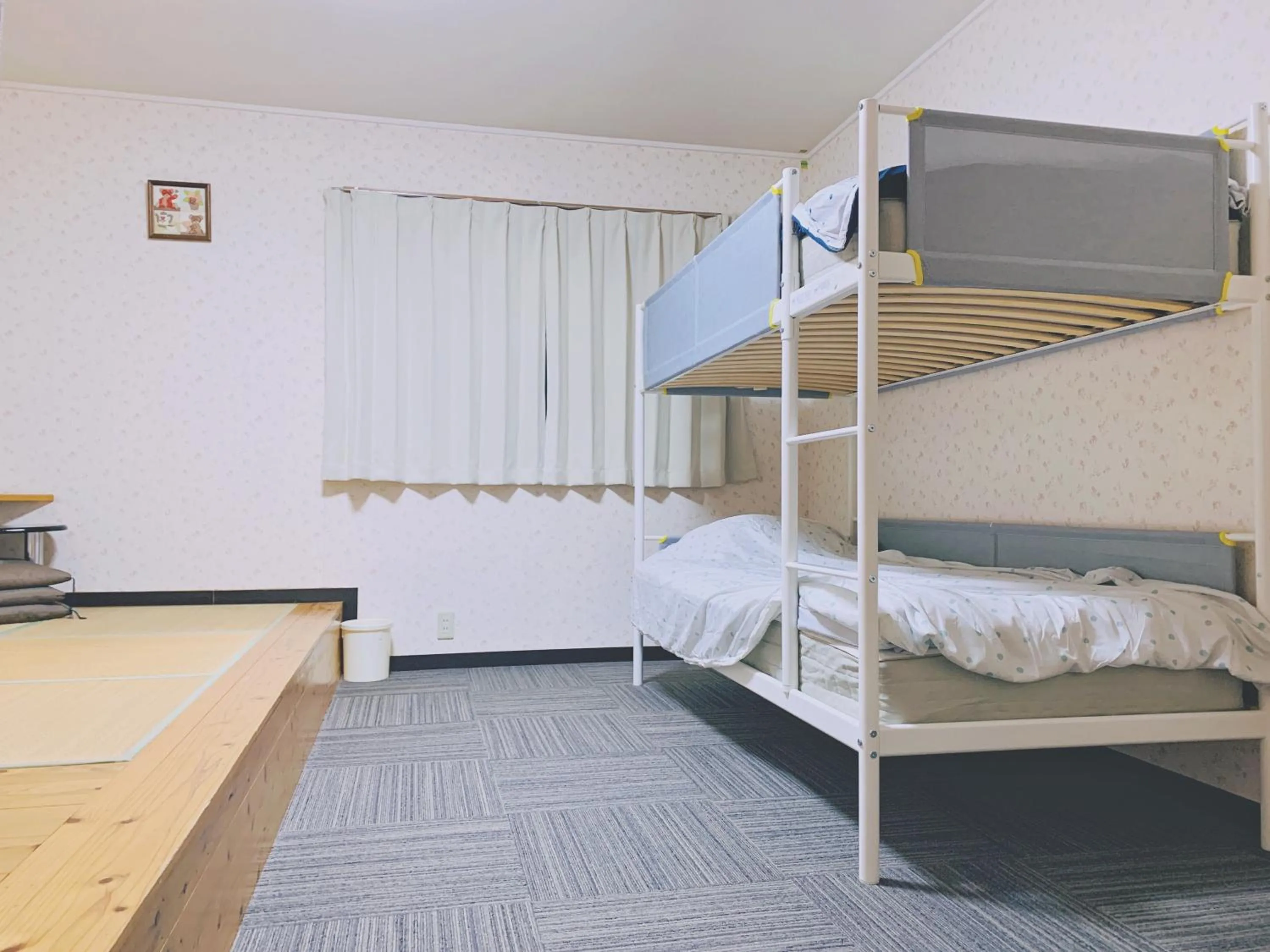 Bedroom, Bed in Snow Elephant