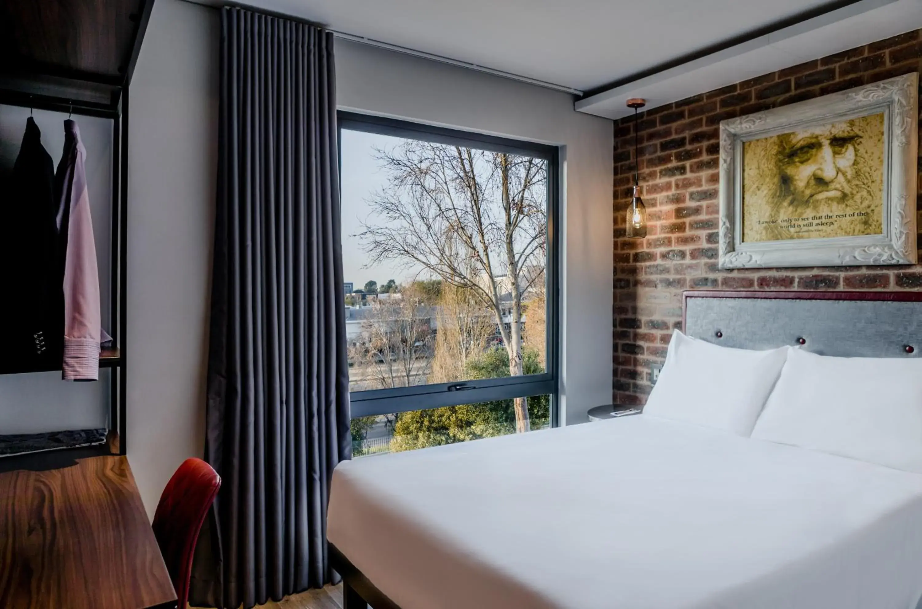 Standard Queen Room in Hotel Perte at Montecasino Standard Queen Room in Hotel Perte at Montecasino