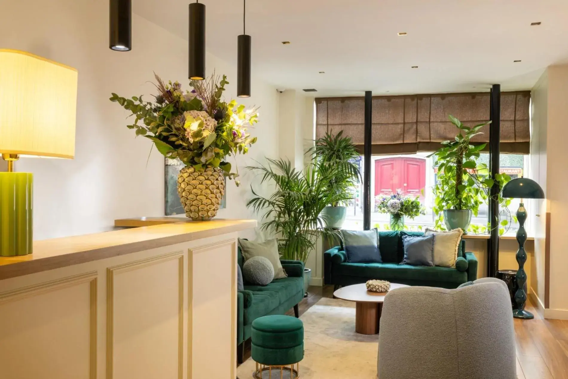 Lobby or reception in Midnight Hôtel Paris Lobby or reception in Midnight Hôtel Paris