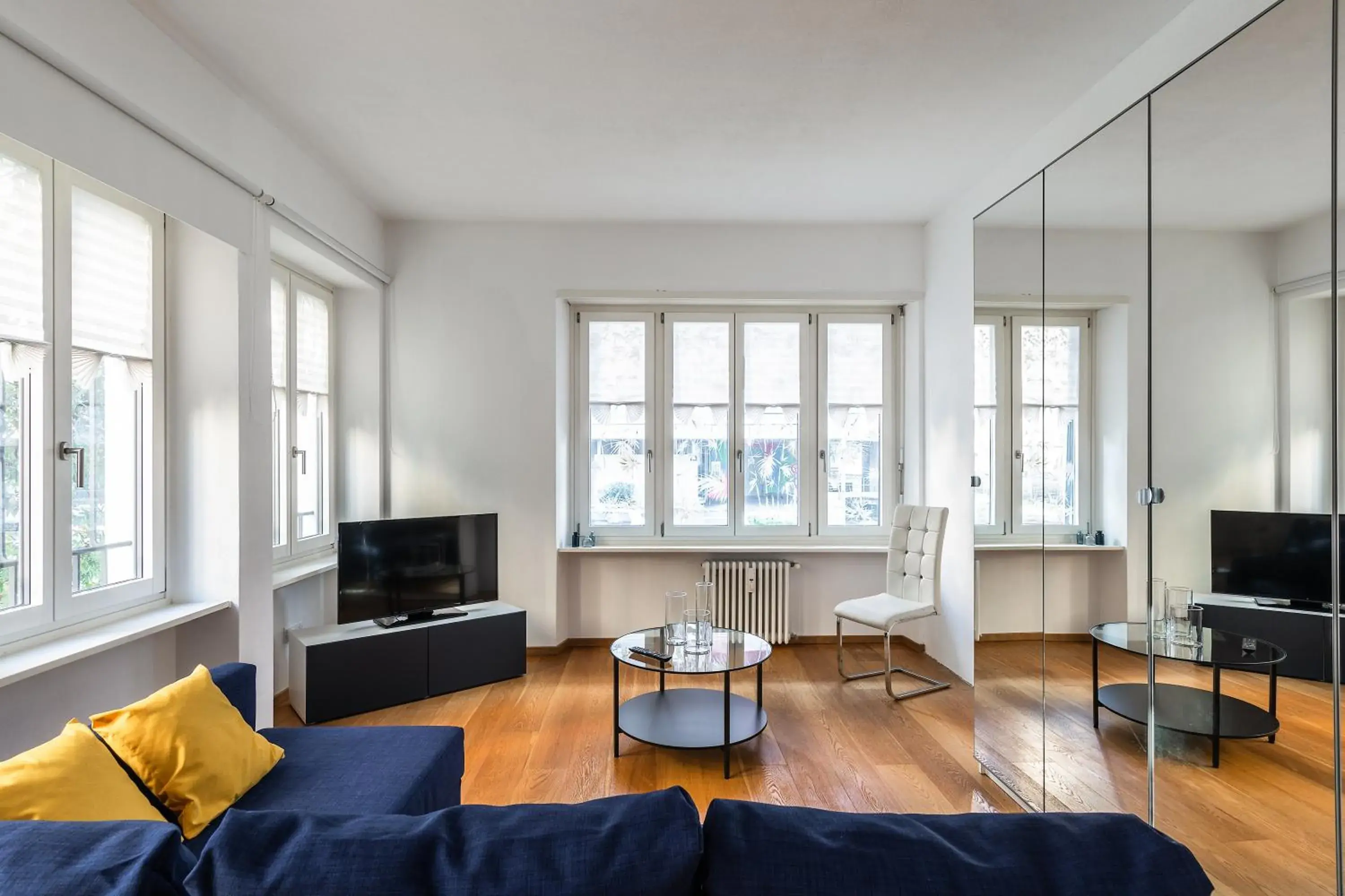 Tigli Apartment by Quokka 360 - bright lakeside flat Tigli Apartment by Quokka 360 - bright lakeside flat