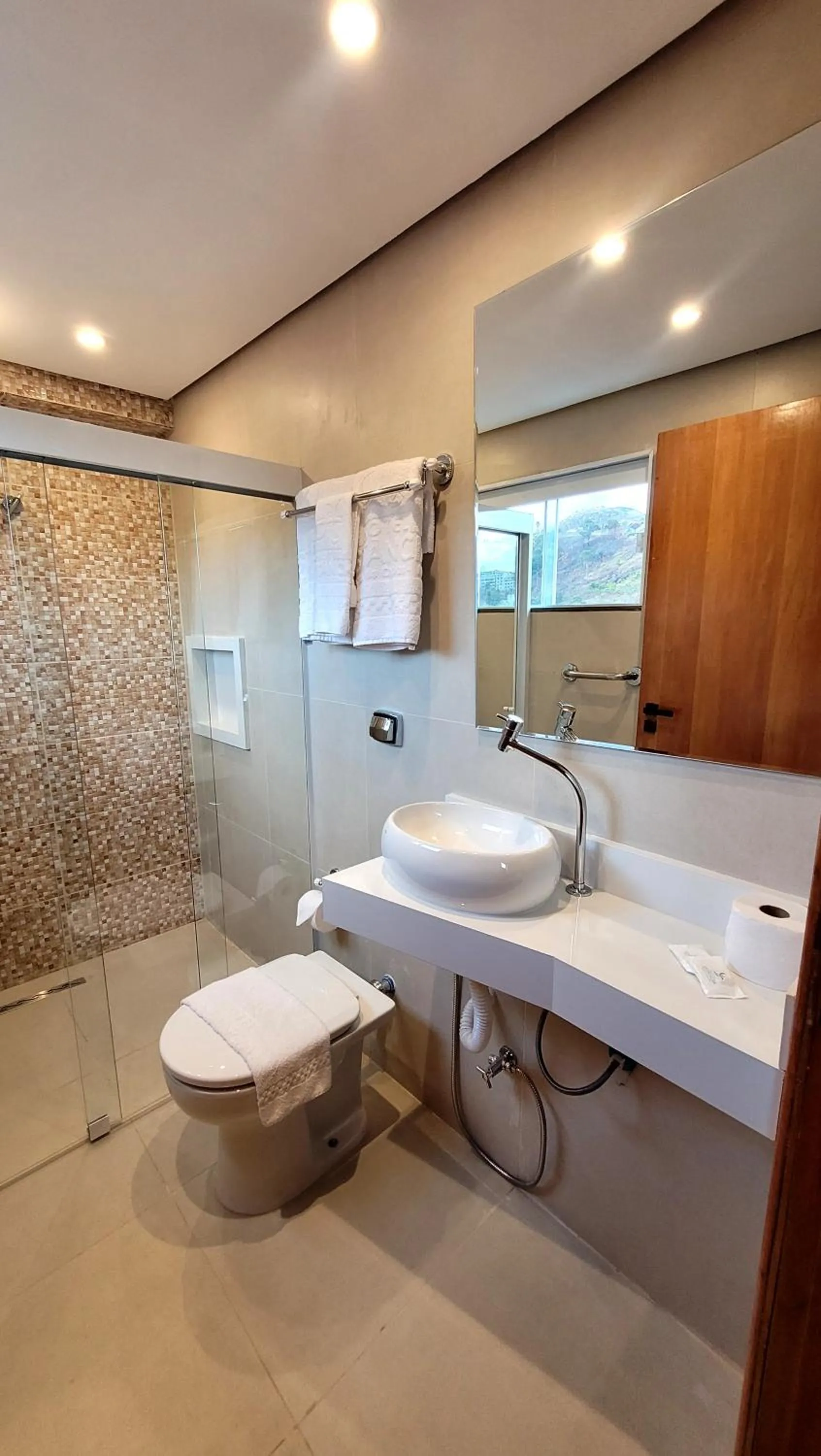 Toilet in Hotel Estância