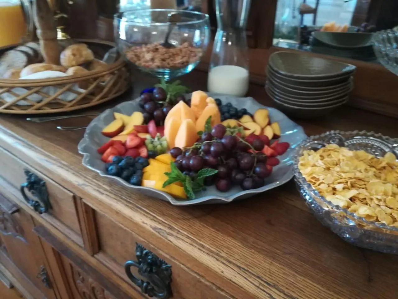 Breakfast in Welgeluk Feather Palace