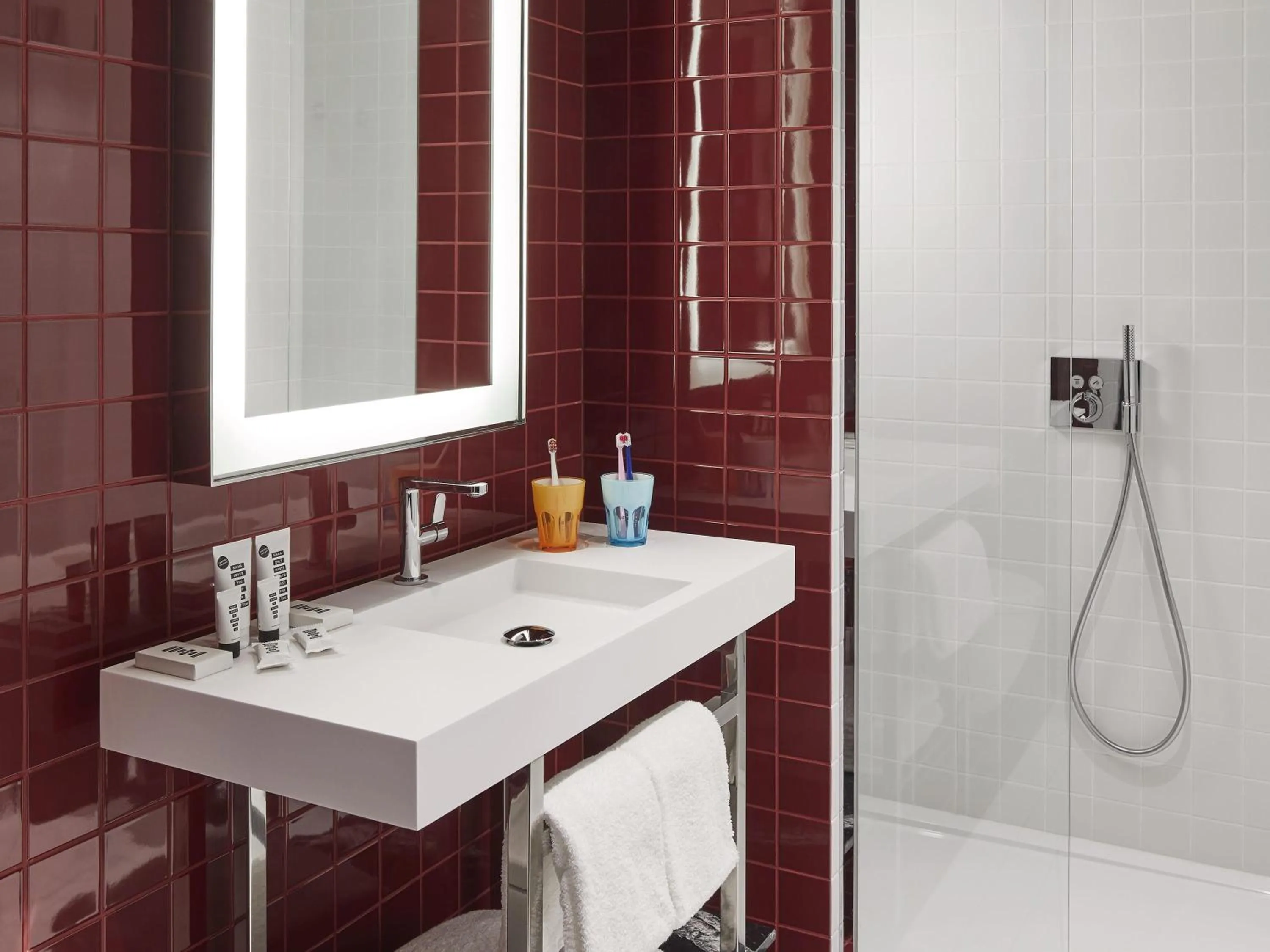 Bedroom in Mama Shelter Luxembourg