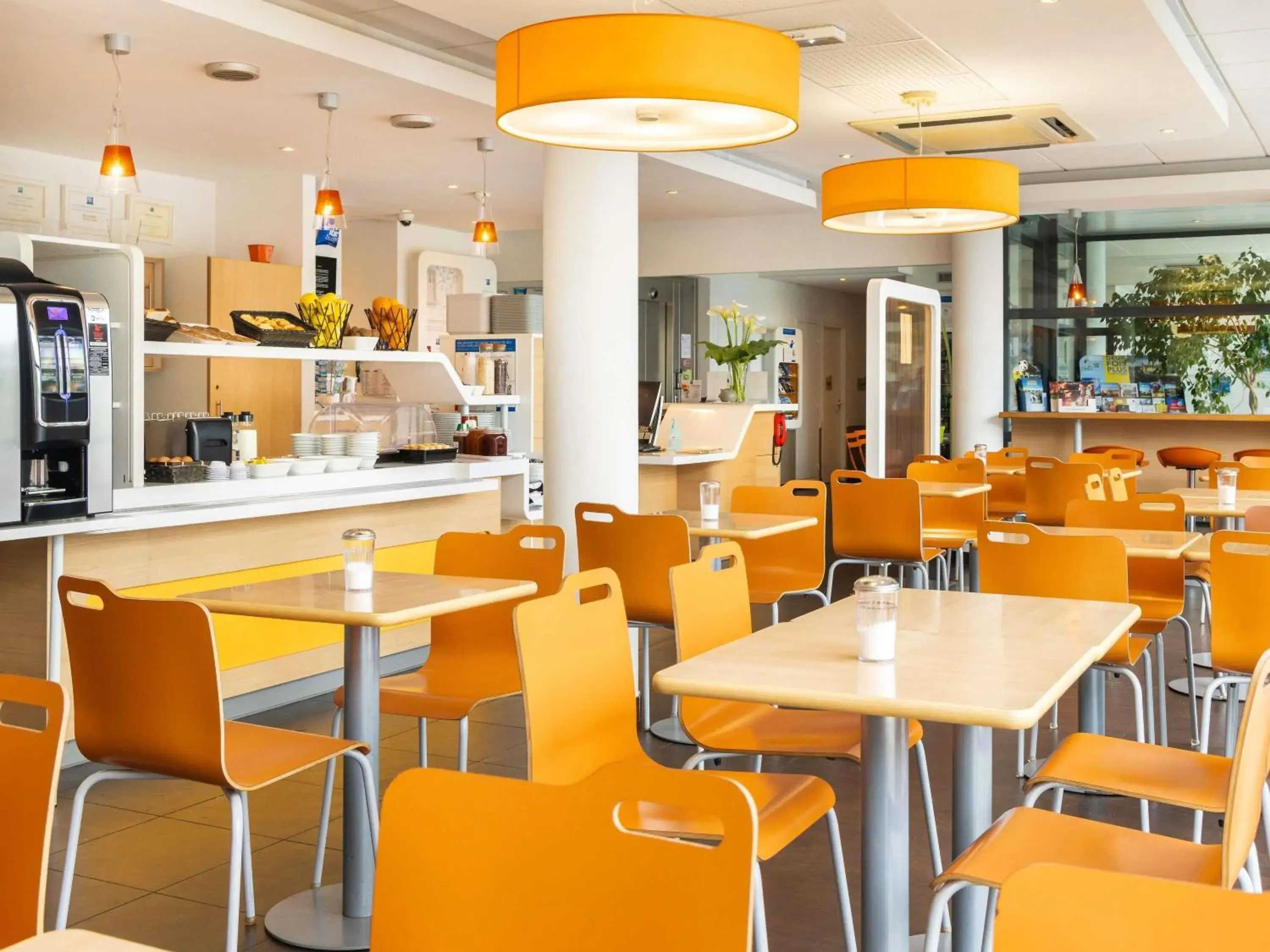 Breakfast in ibis budget Tours Nord Breakfast in ibis budget Tours Nord