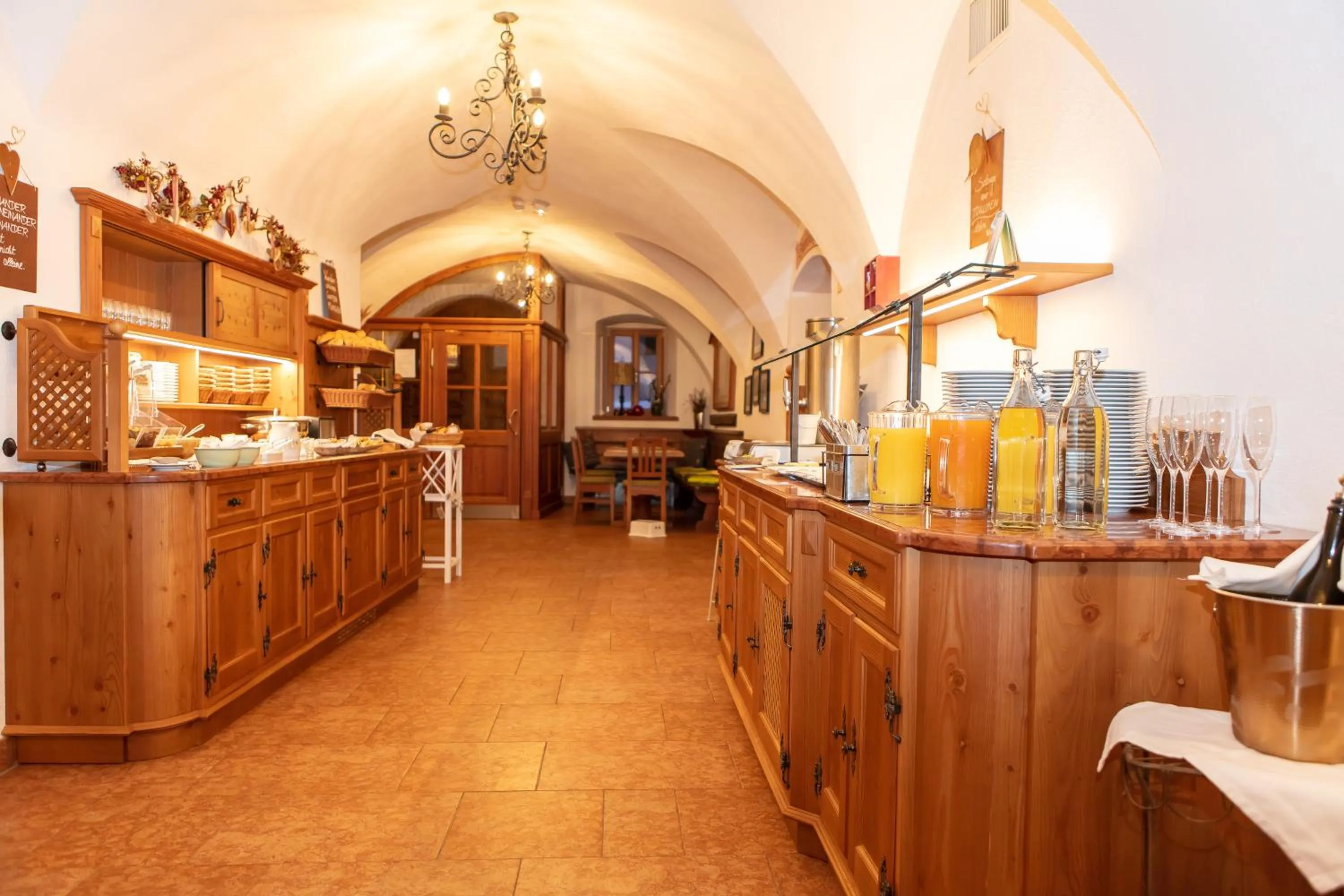 Breakfast in Hotel - Wirts'haus "Zum Schweizer"