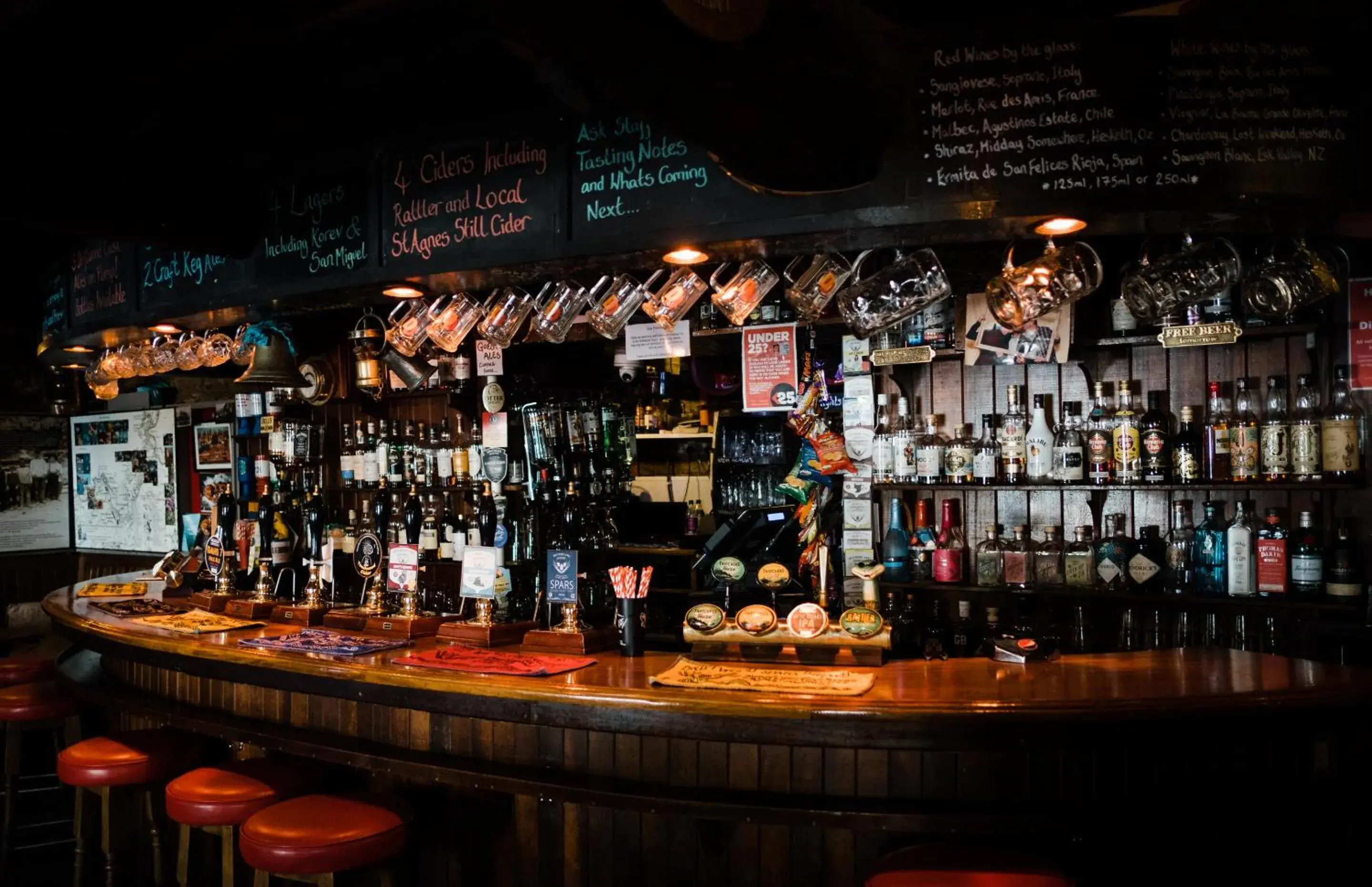 Lounge or bar in Driftwood Spars Lounge or bar in Driftwood Spars