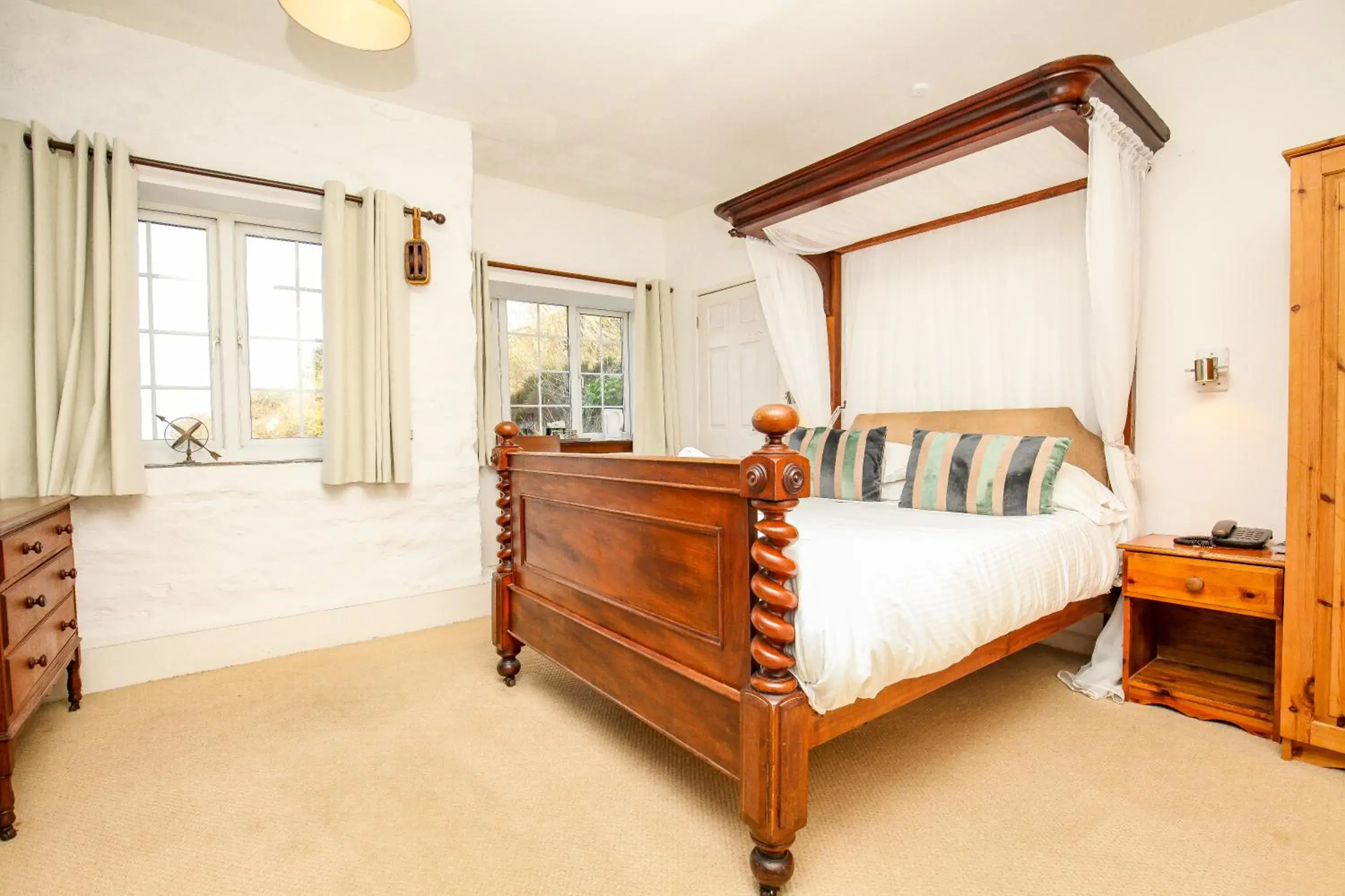 Bedroom, Bed in Driftwood Spars Bedroom, Bed in Driftwood Spars