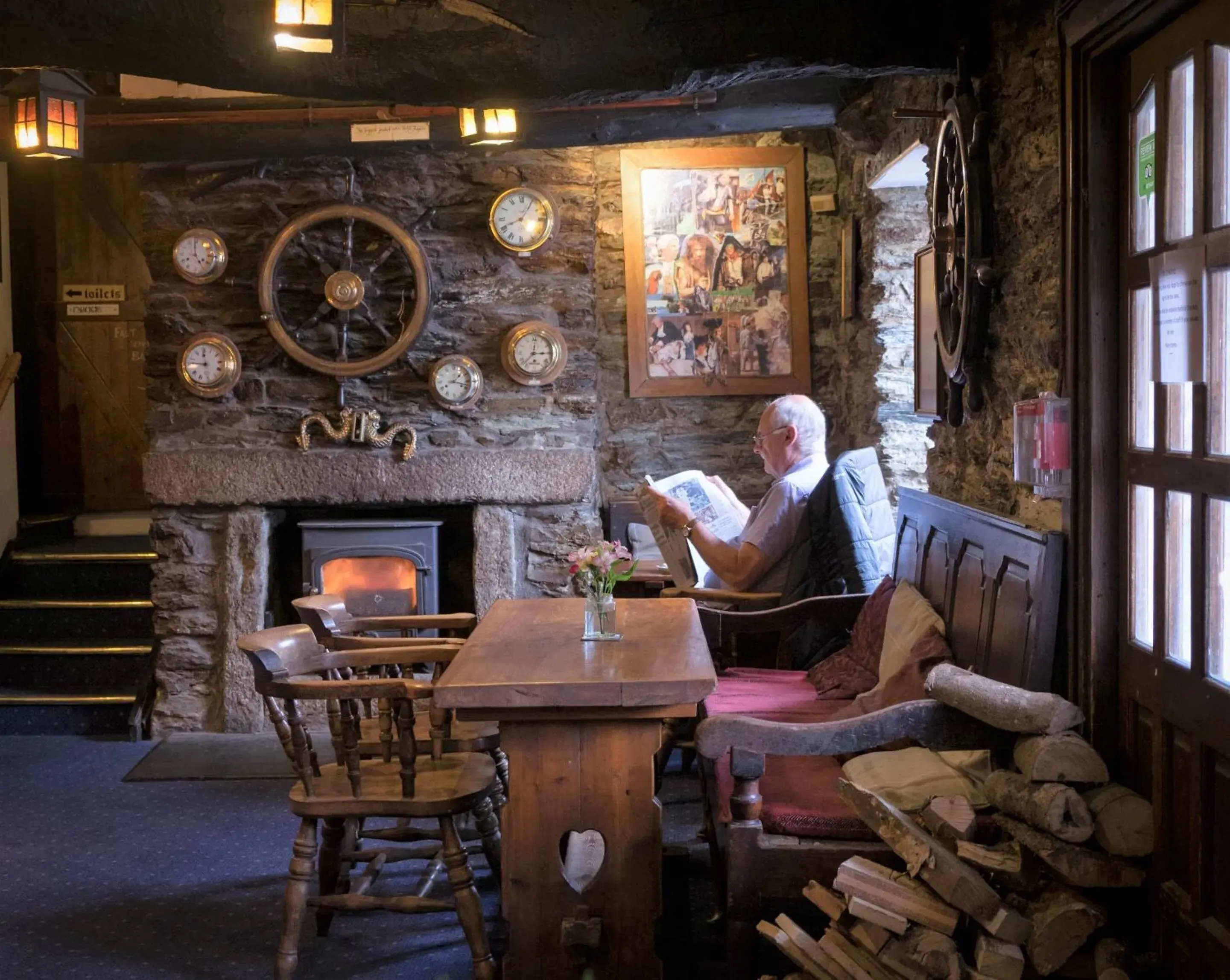 Lounge or bar in Driftwood Spars Lounge or bar in Driftwood Spars