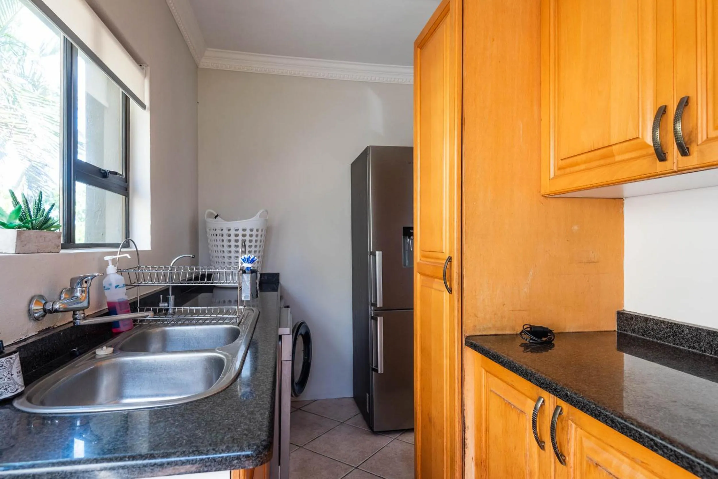 Shangri-La 6 Bedroom Ballito Beachfront KBW1