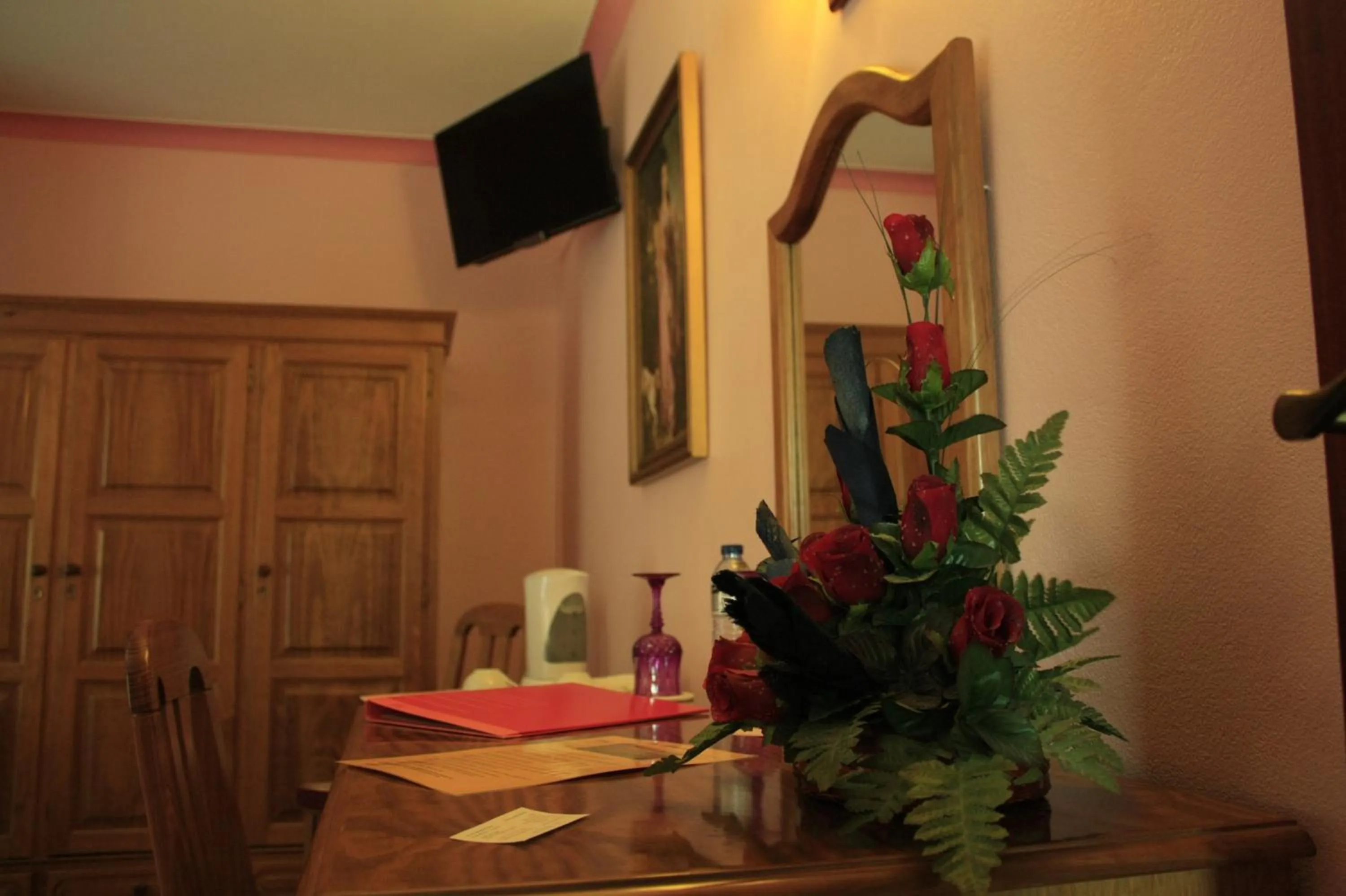 Photo of the whole room in Vila Atlântida
