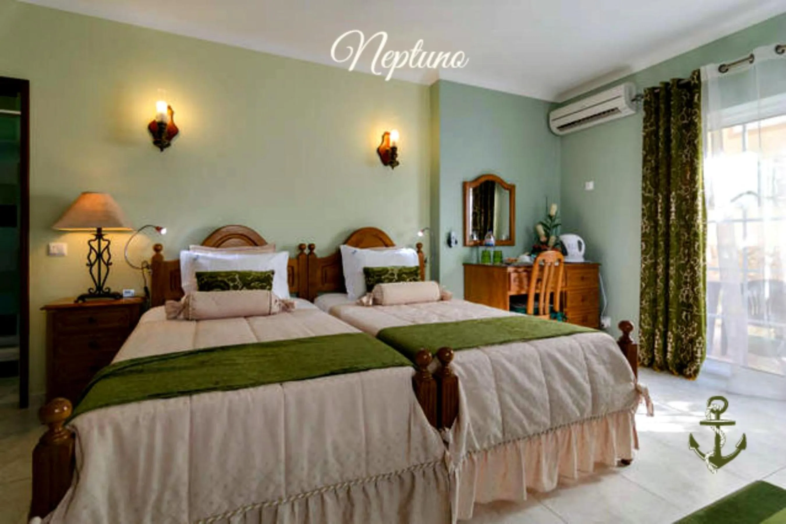 Bedroom, Bed in Vila Atlântida