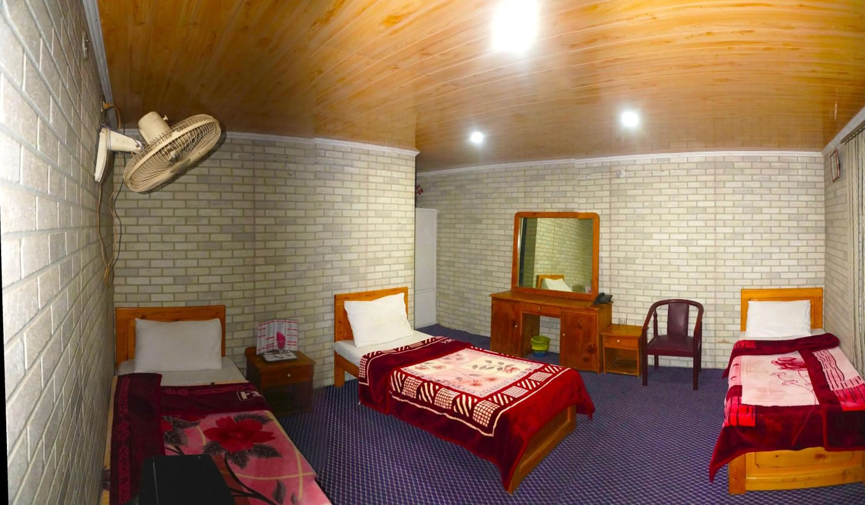 Hotel Dewanekhas Skardu