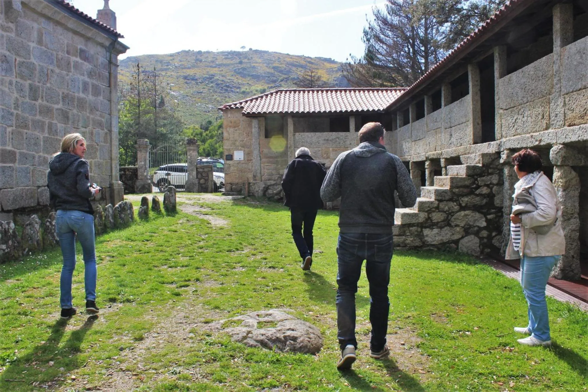 Hiking in Quintinha D`Arga