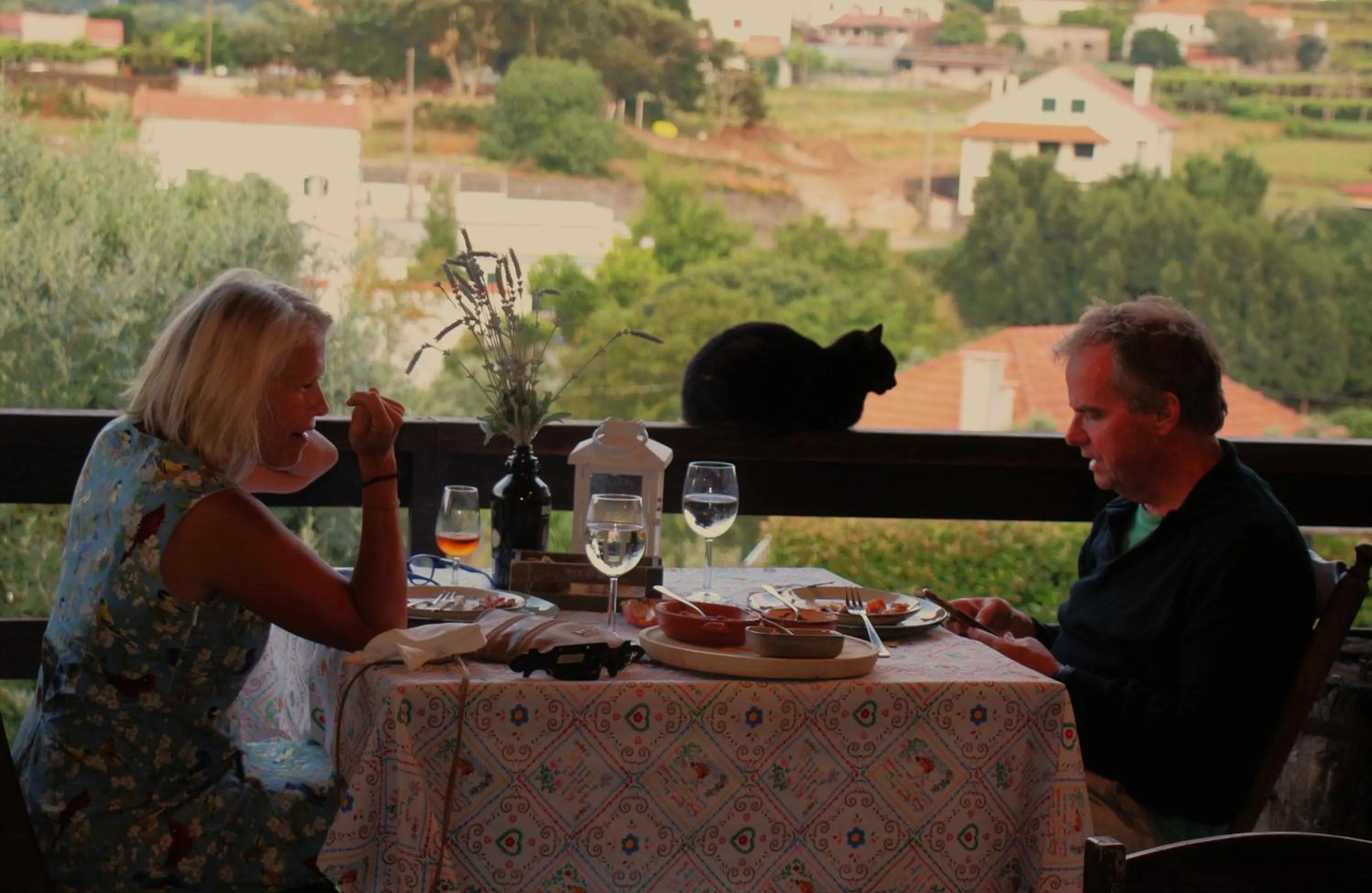 Restaurant/places to eat in Quintinha D`Arga