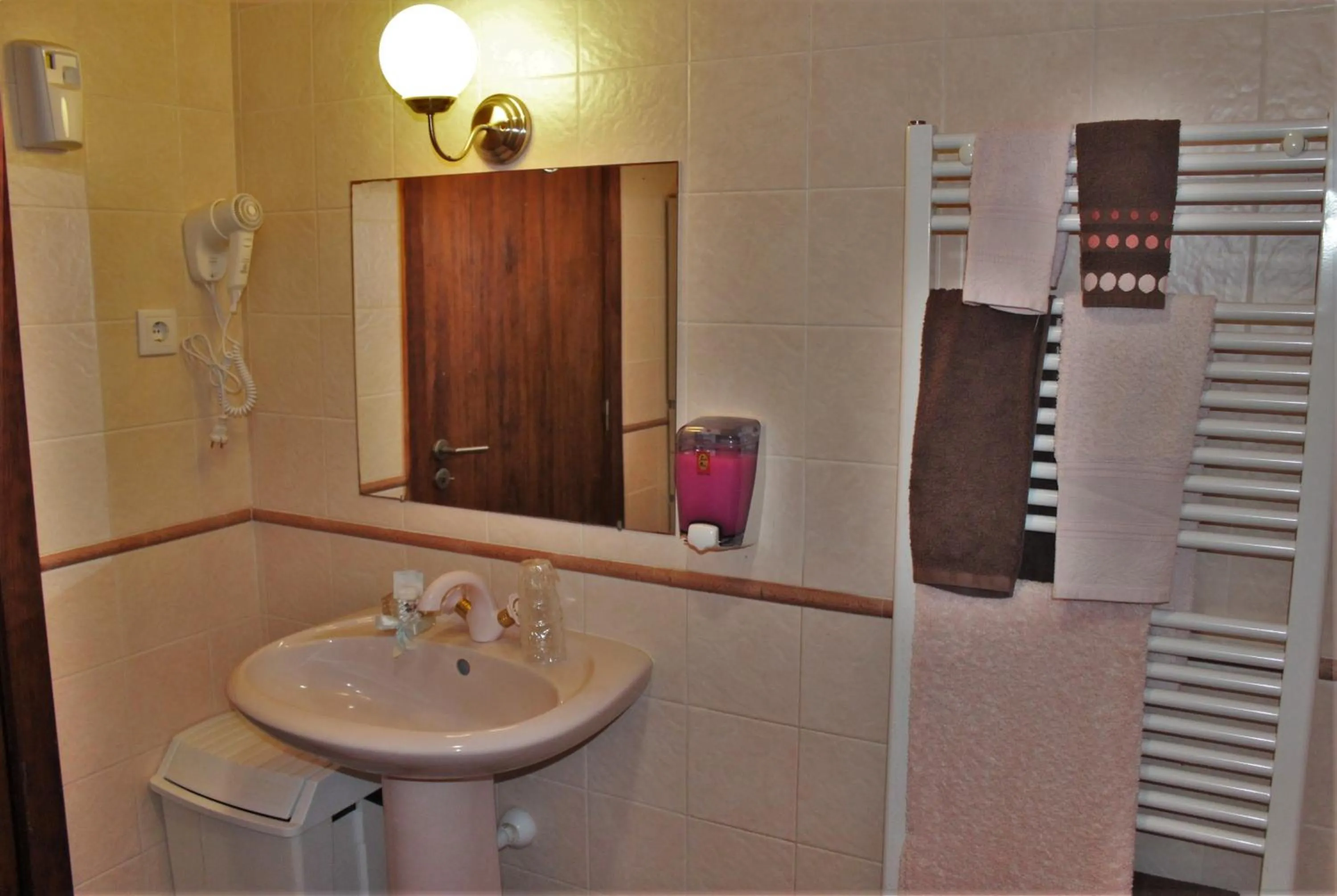 Bathroom in Quintinha D`Arga