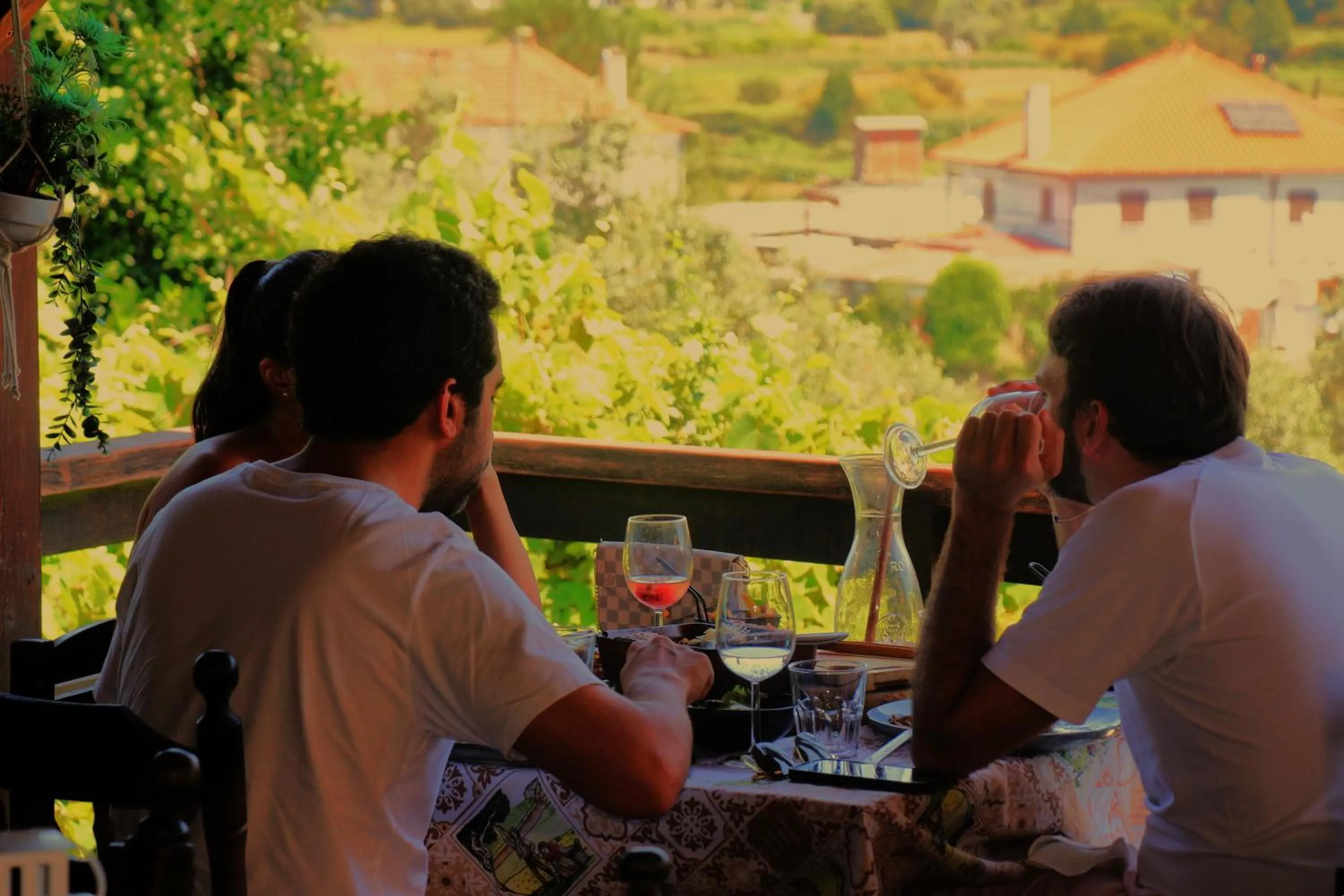 Restaurant/places to eat in Quintinha D`Arga