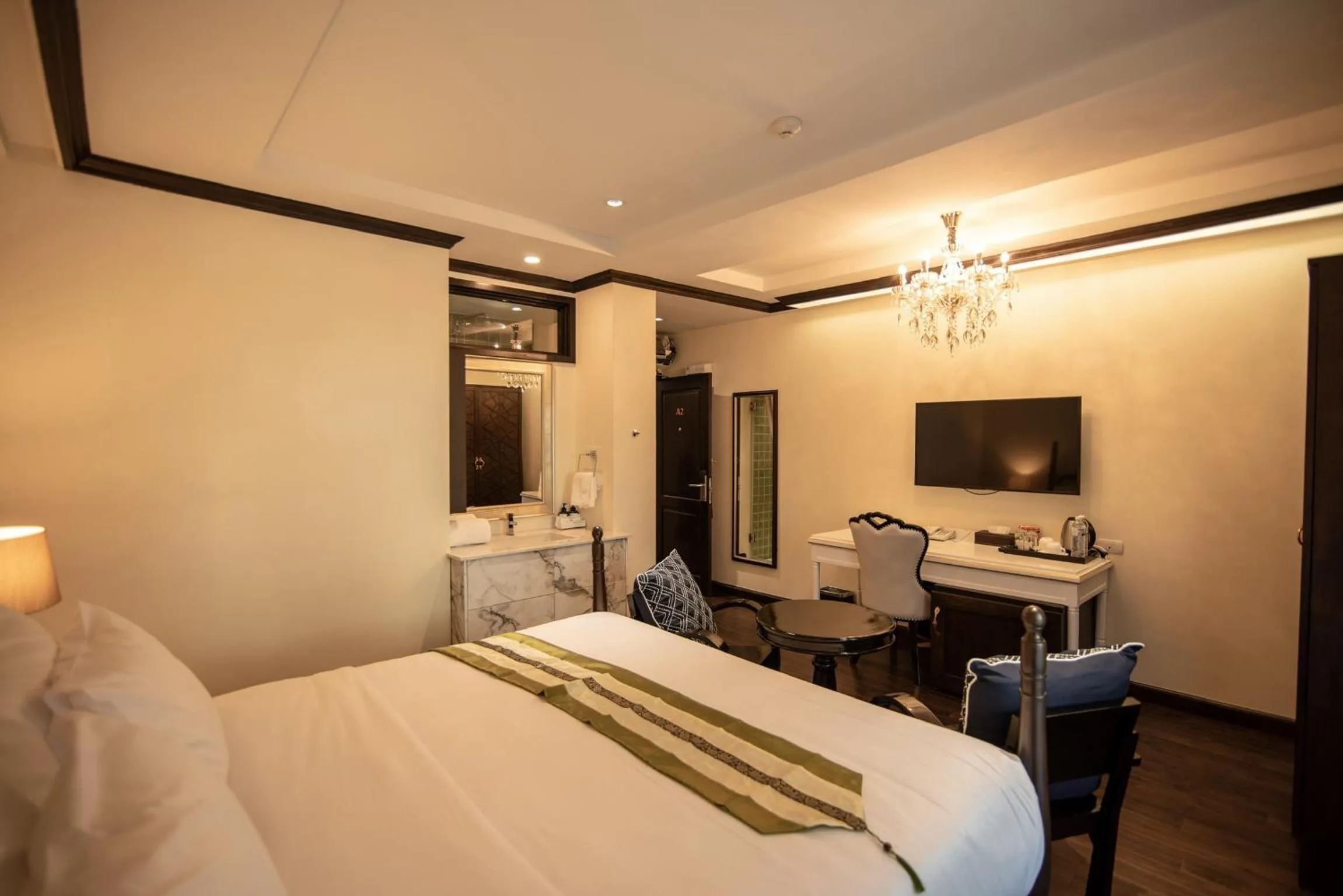 TV and multimedia, Bed in Nanta Glam CM Hotel & Residences