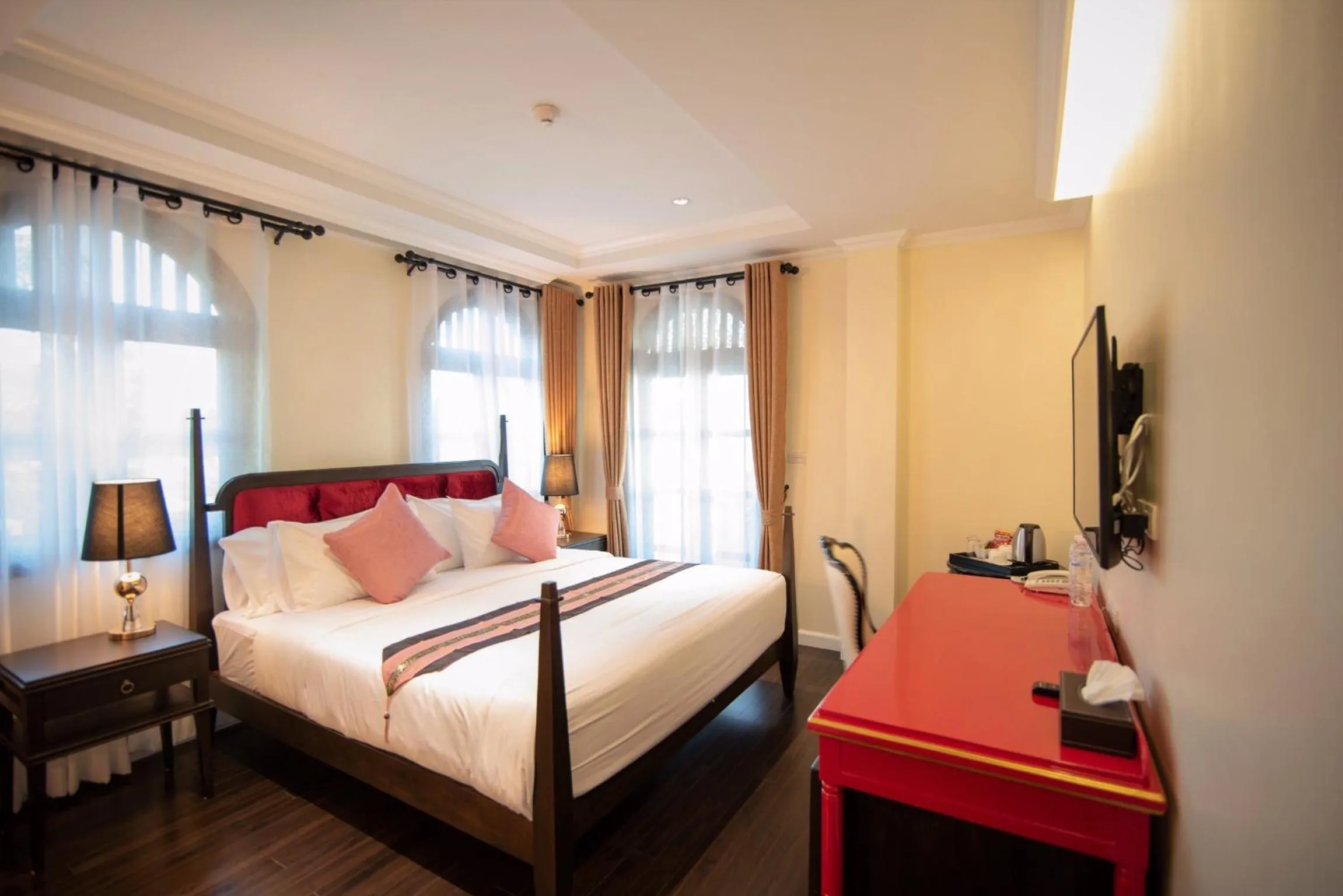 Bed in Nanta Glam CM Hotel & Residences