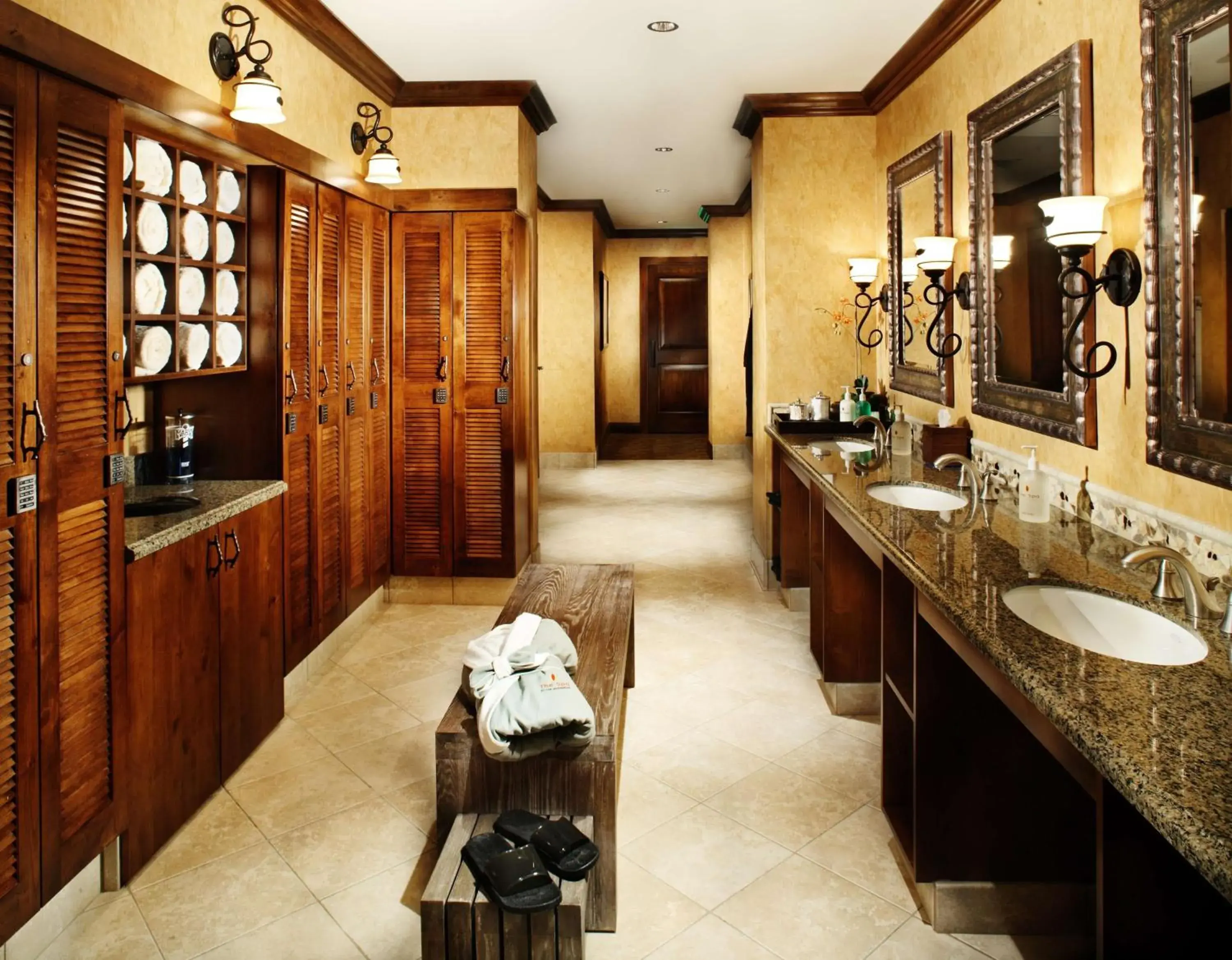 Spa and wellness centre/facilities in The Inverness Denver, a Hilton Golf & Spa Resort Spa and wellness centre/facilities in The Inverness Denver, a Hilton Golf & Spa Resort