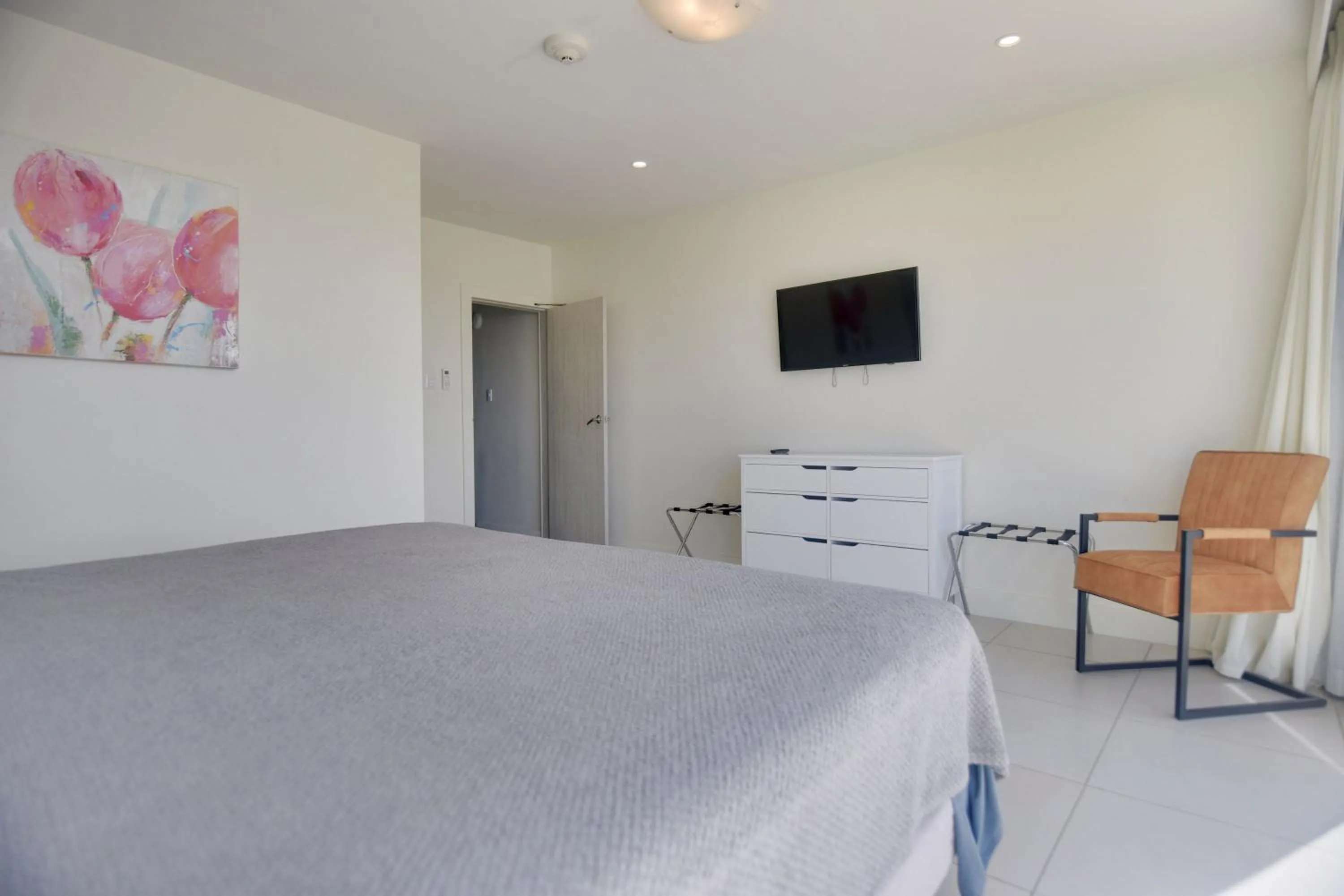 Bed in NEW ! Las Islas Condo # 8