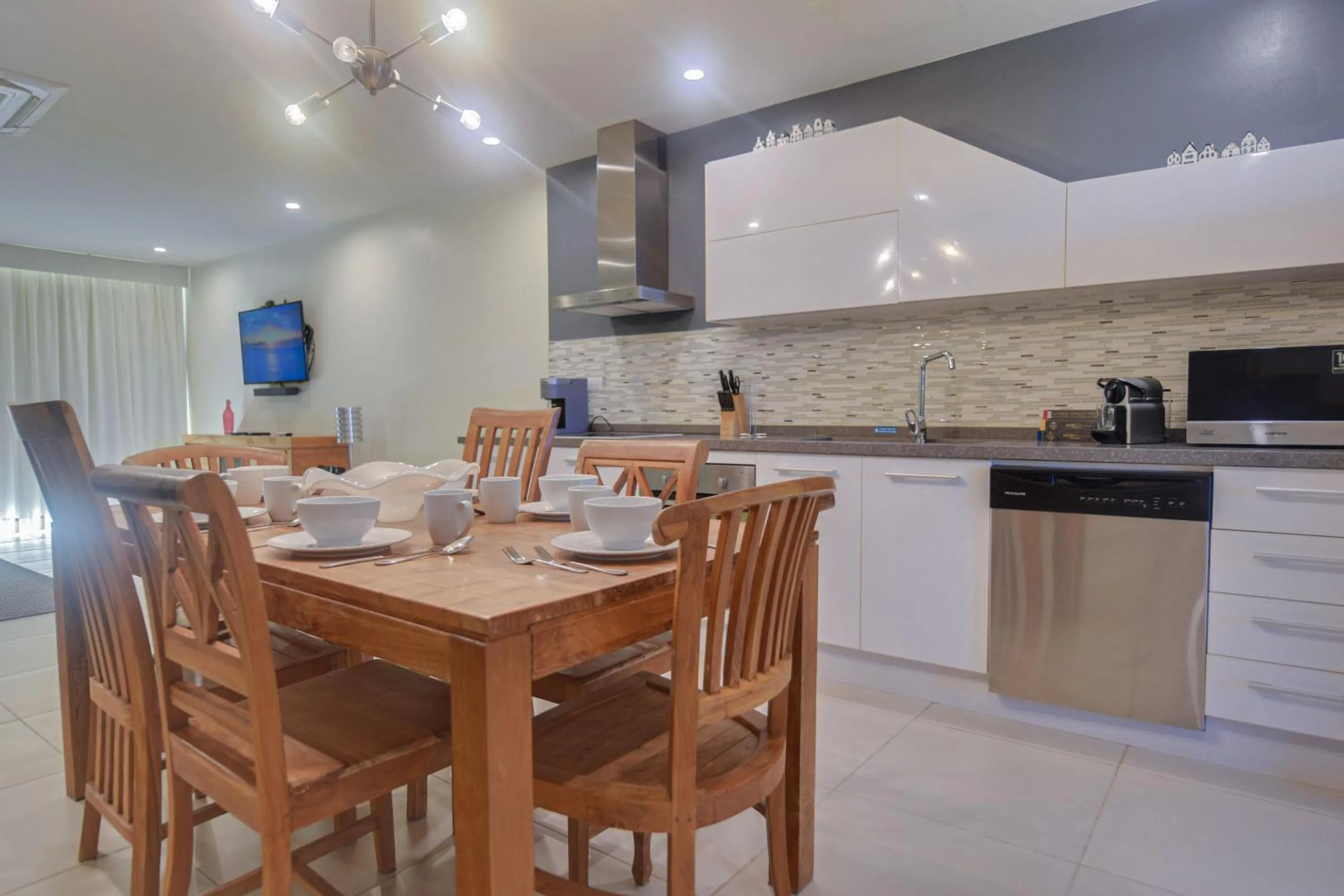 NEW ! Las Islas Condo # 8