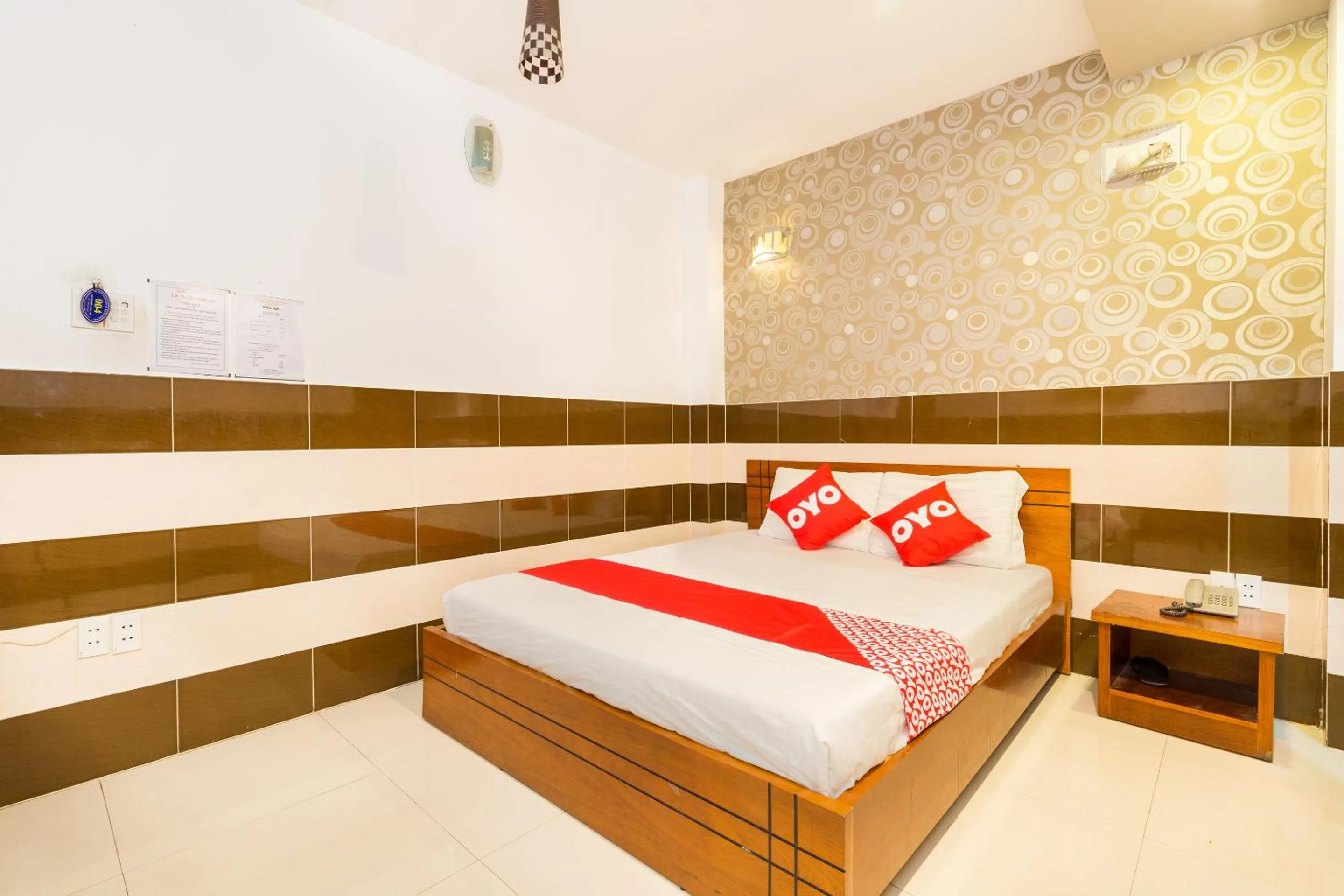 Photo of the whole room, Bed in Lê Ngân Phùng Hotel 79 HOA SỮA PHƯỜNG 7 PHÚ NHUẬN