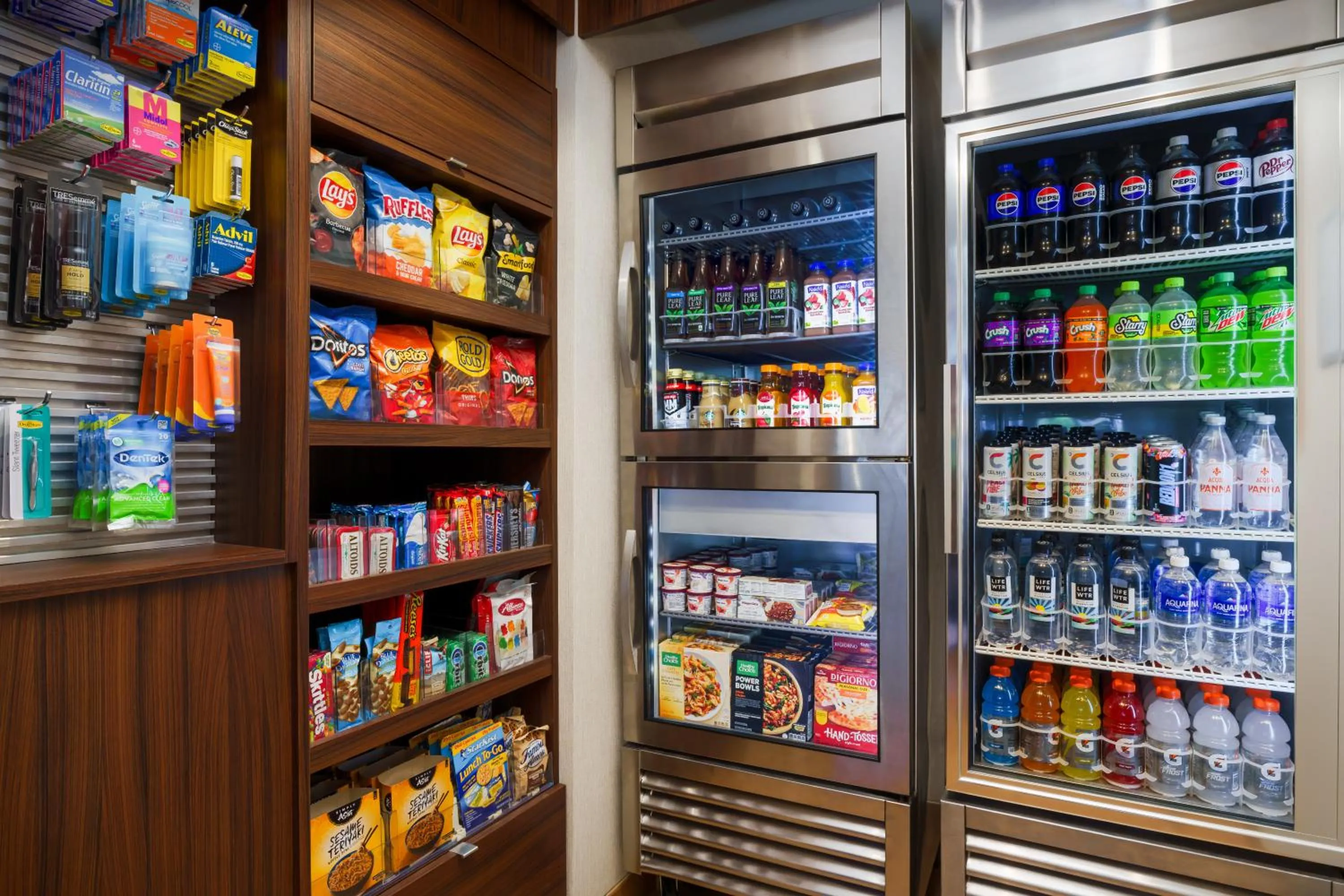 Food and drinks in Fairfield Inn & Suites Boca Raton