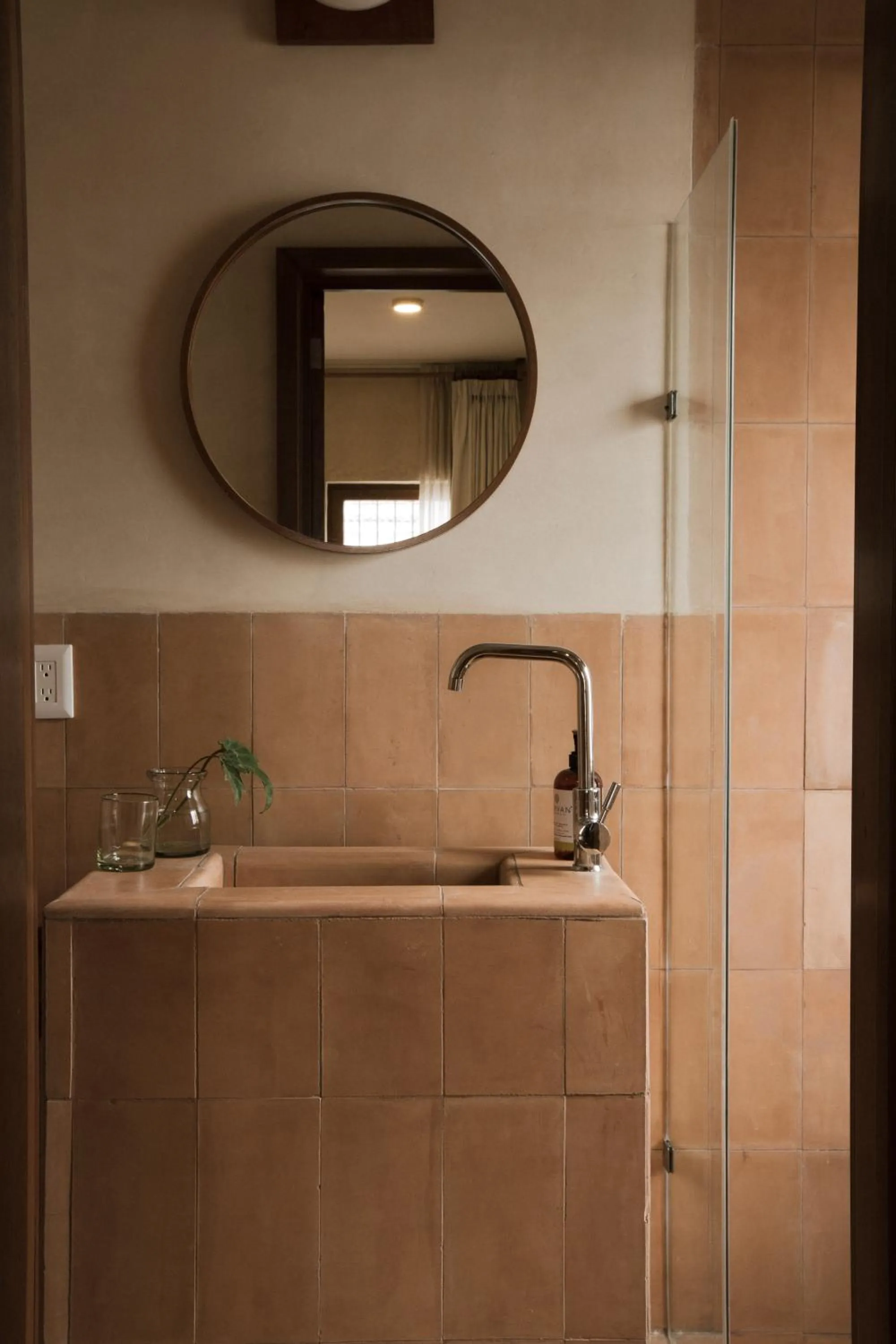 Bathroom in Casa Montore by Barrio Mexico