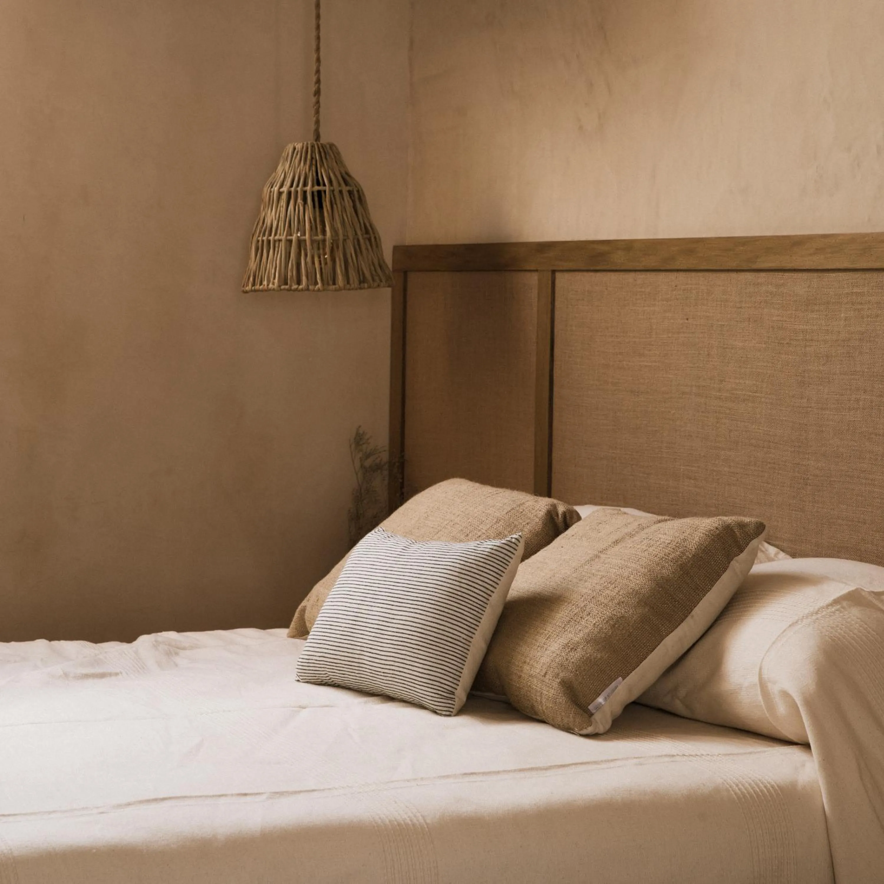 Bed in Casa Montore by Barrio Mexico