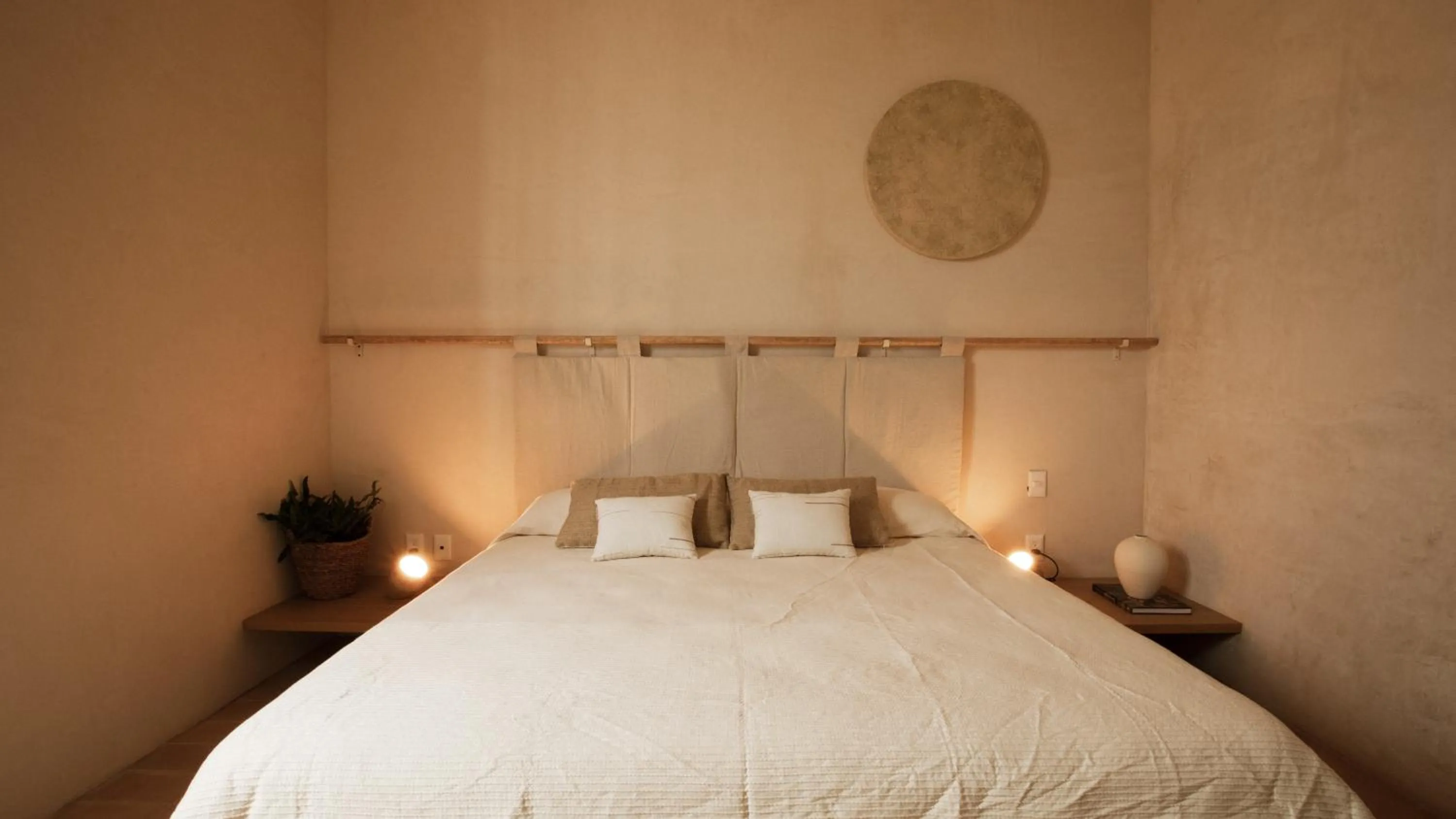 Bedroom, Bed in Casa Montore by Barrio Mexico