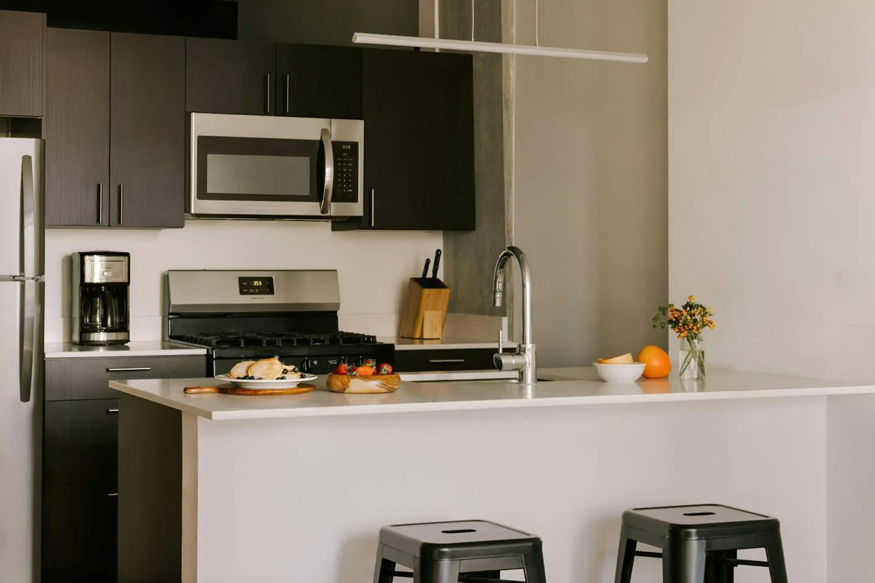 Two-Bedroom Superior Apartment with Balcony and City View in Sonder by Marriott Bonvoy South Wabash Apartments South Loop Two-Bedroom Superior Apartment with Balcony and City View in Sonder by Marriott Bonvoy South Wabash Apartments South Loop