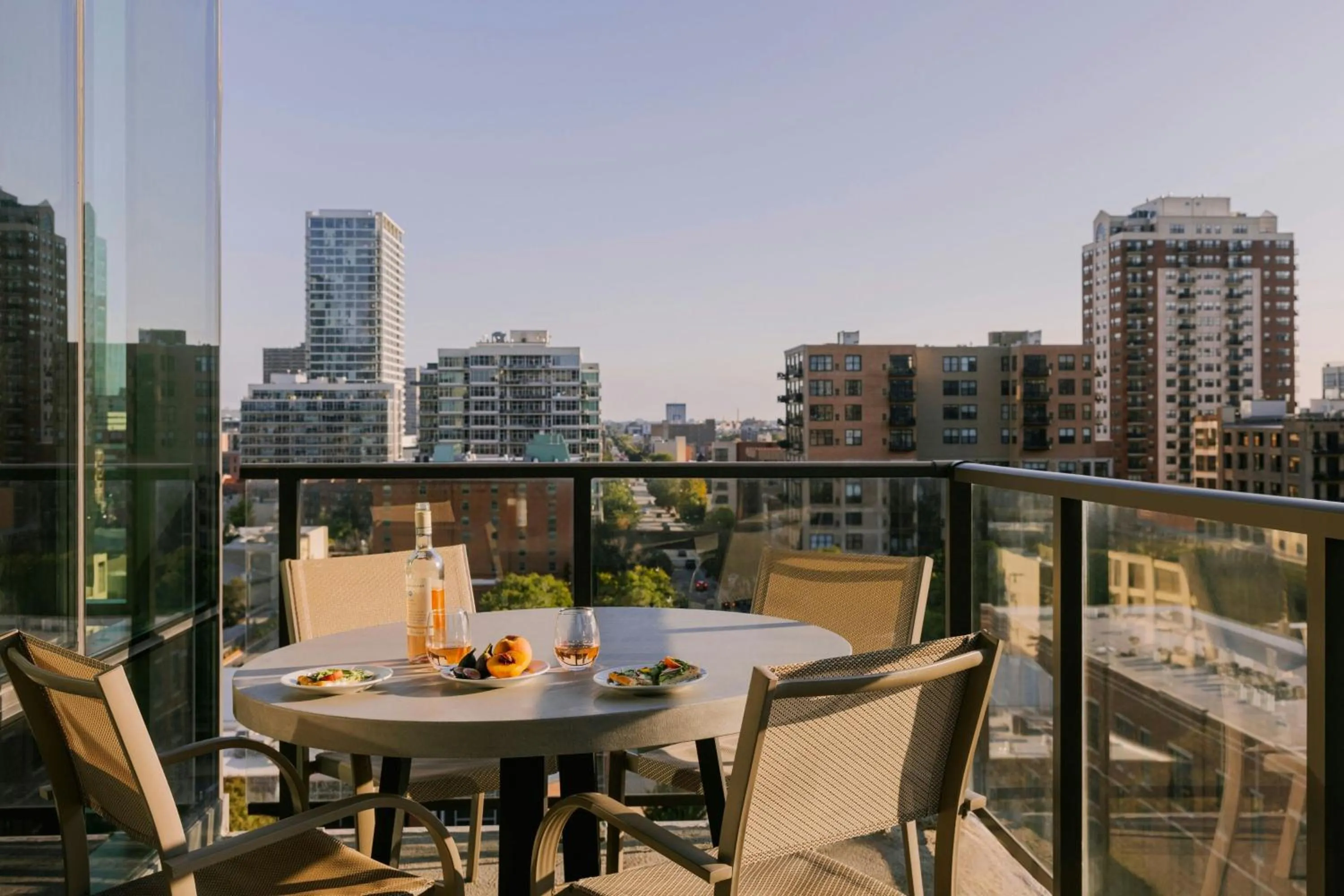 Photo of the whole room in Sonder by Marriott Bonvoy South Wabash Apartments South Loop