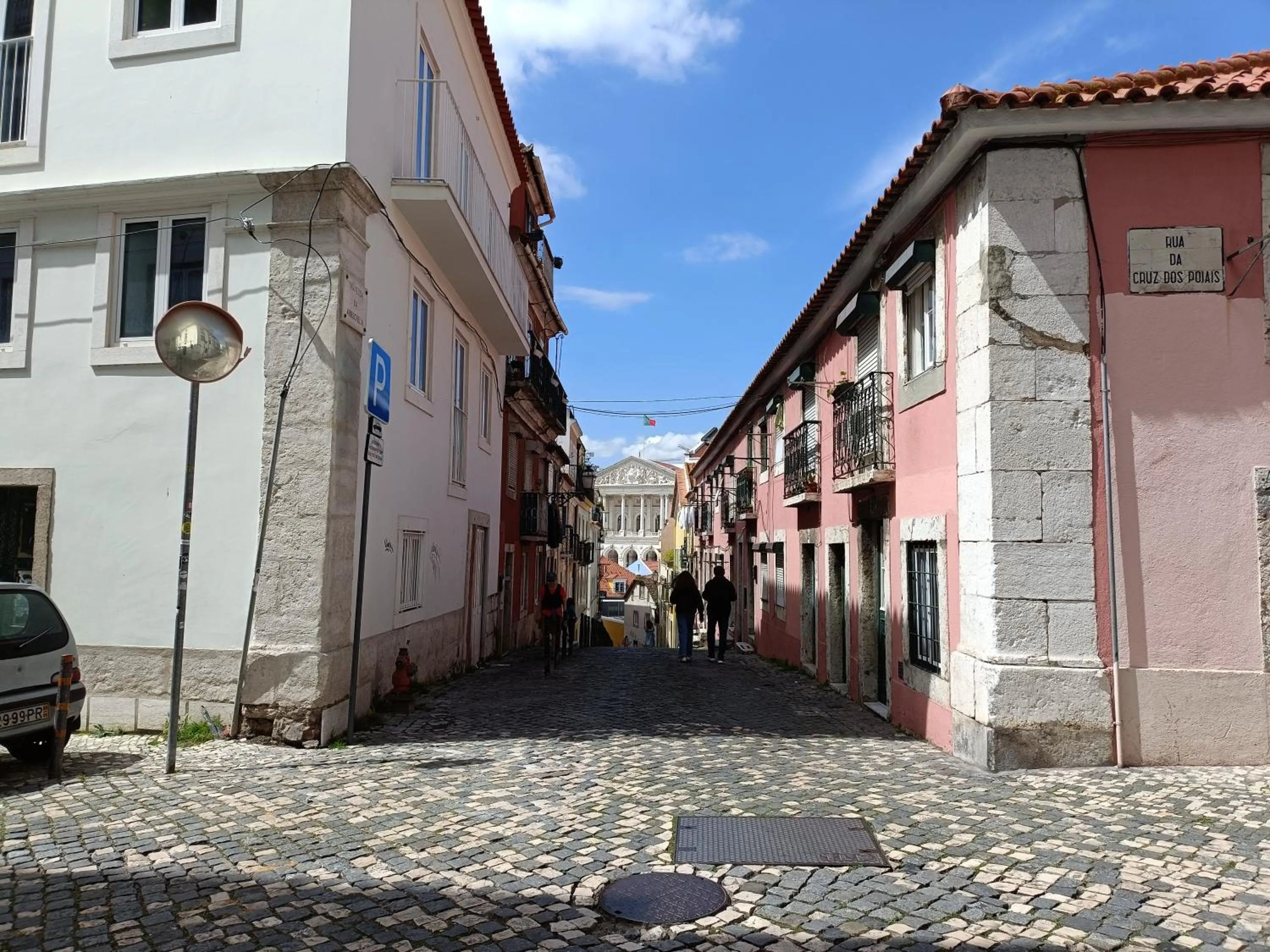 DoBairro Suites at Merces