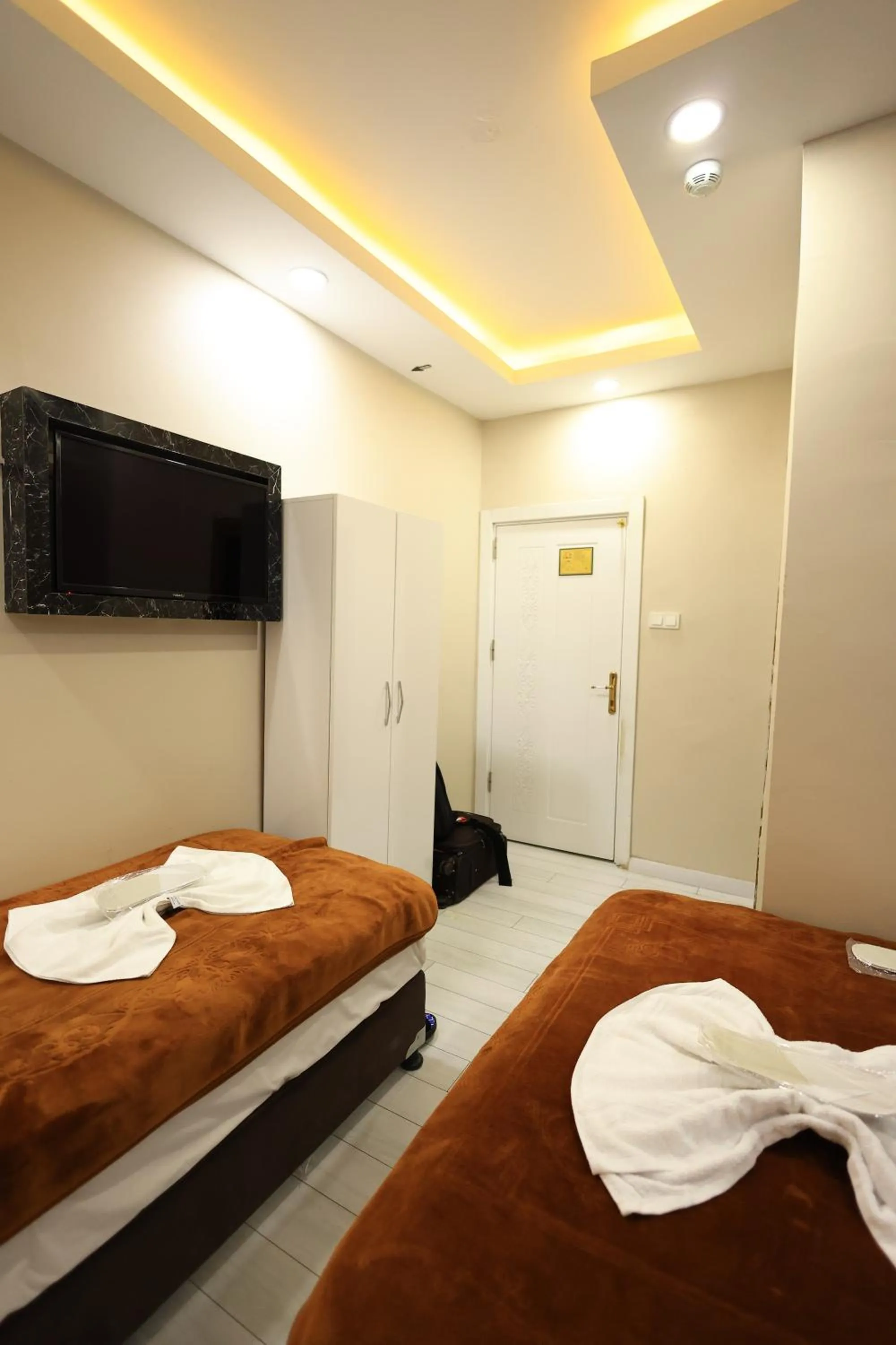 Photo of the whole room in HamzaBey Hotel