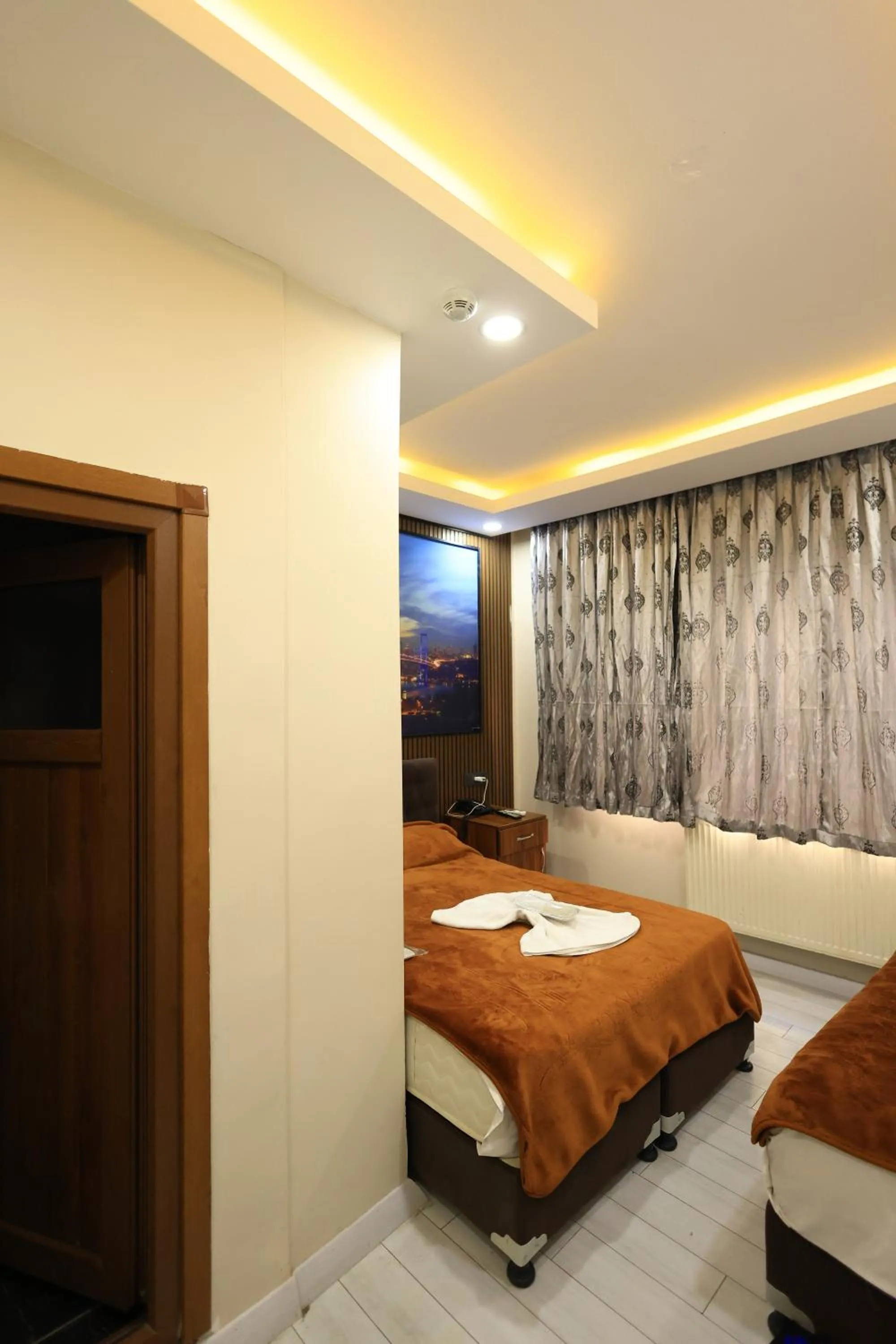 Photo of the whole room in HamzaBey Hotel