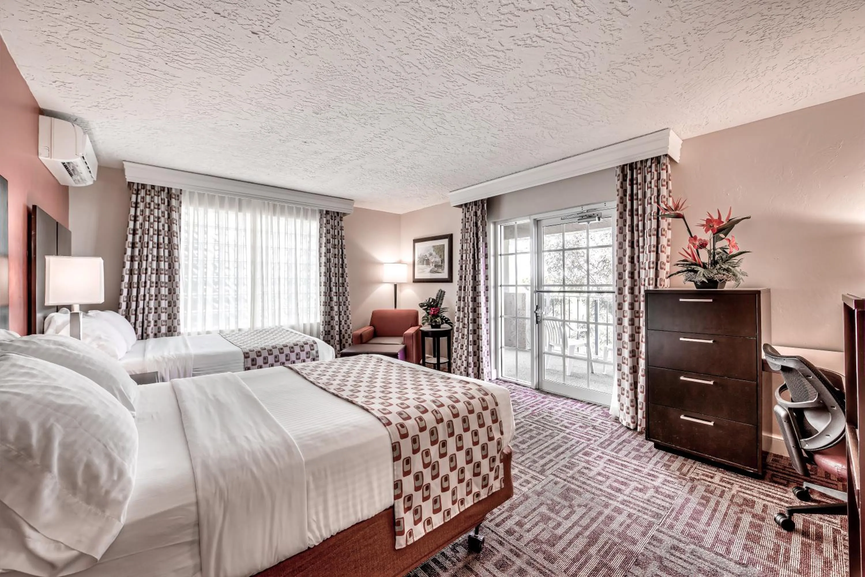 Photo of the whole room, Bed in Inn of Naples, Tapestry Collection by Hilton