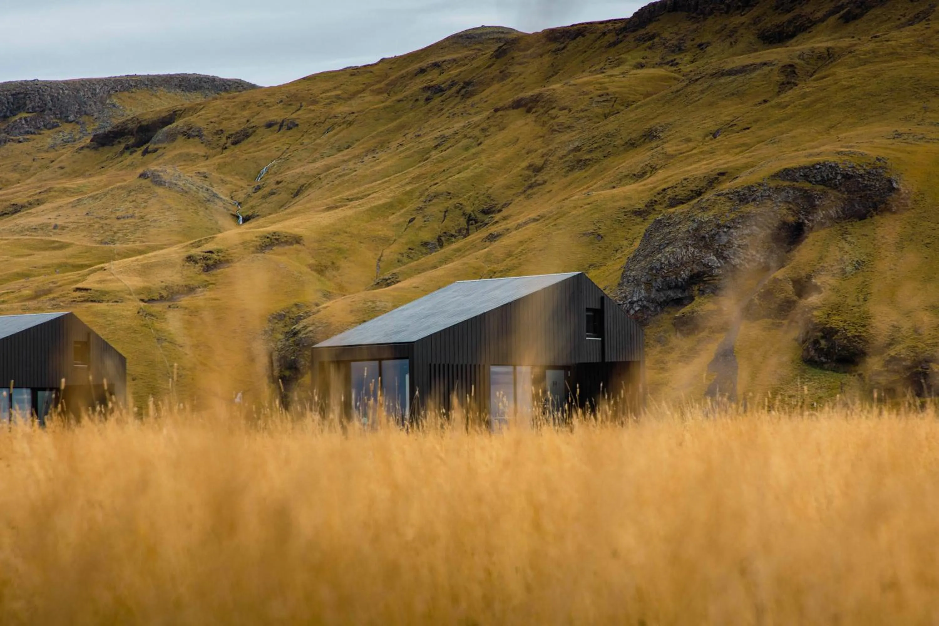 Natural landscape in Seljalandsfoss Horizons